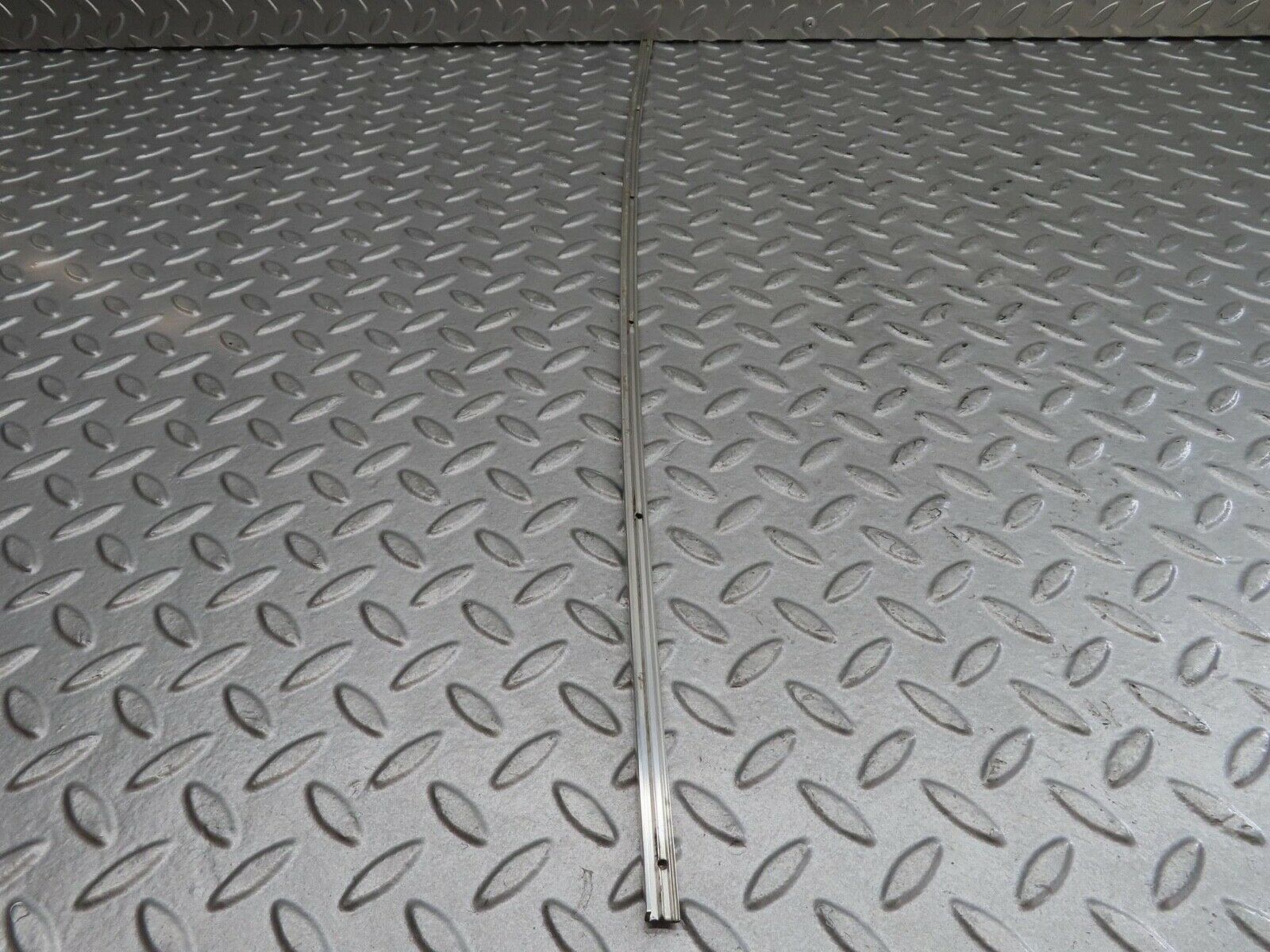 16430 Mercedes-Benz W124 260E Sunroof Chrome Trim