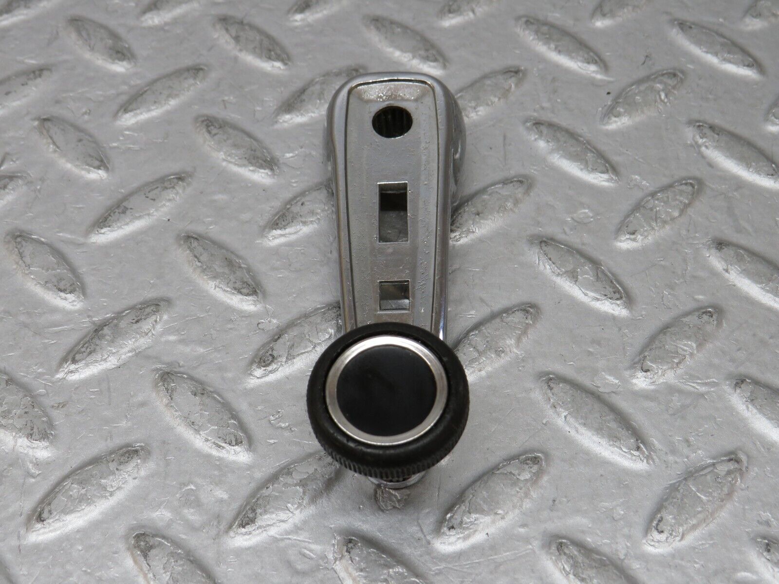 35727 Mercedes-Benz W108 Window Lifter Crank Handle