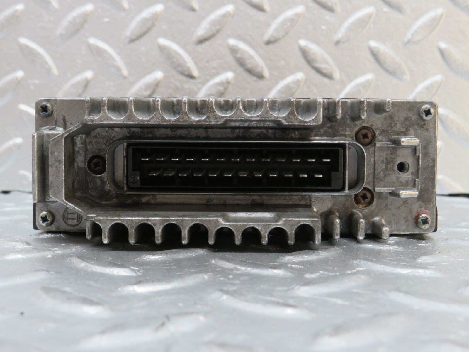 32739 Mercedes-Benz W124 Engine Control Unit Bosch 0280800206 0055455732