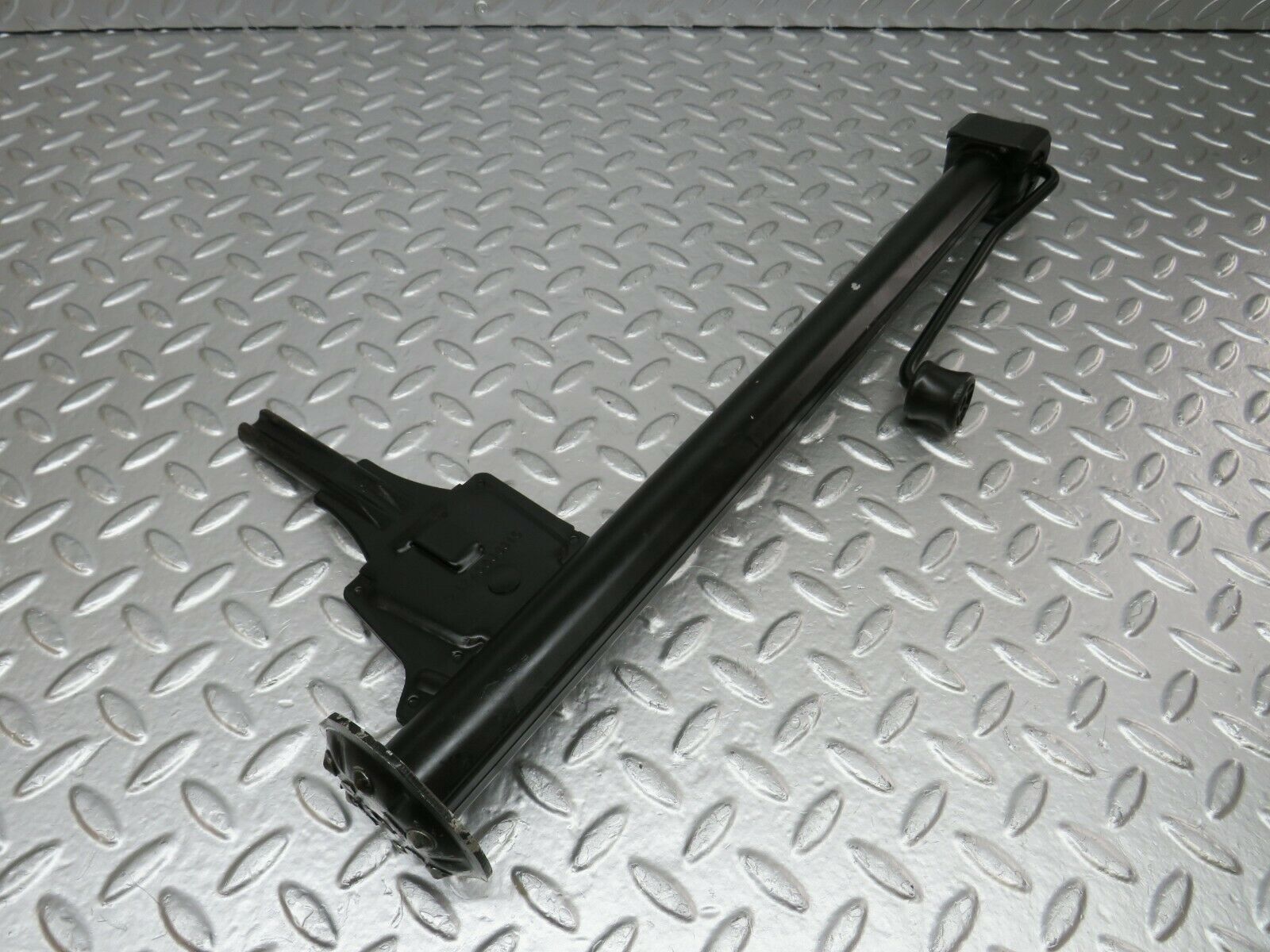 24416 Mercedes-Benz S124 220TE Wagon Bilstein Car Jack 1245830315