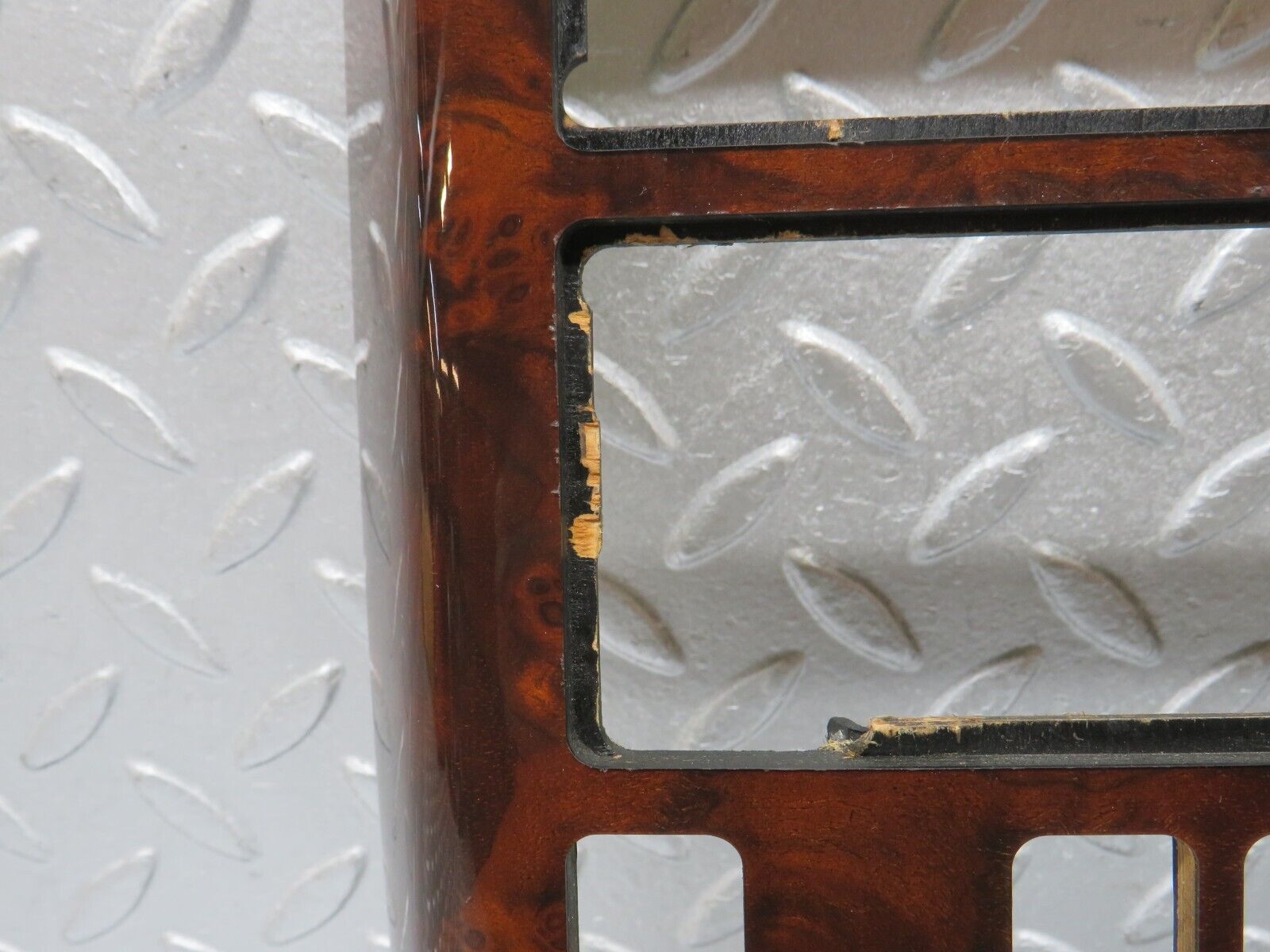 39344 Mercedes-Benz R129 320SL Coupe Centre Console Wood Panel 1296830300