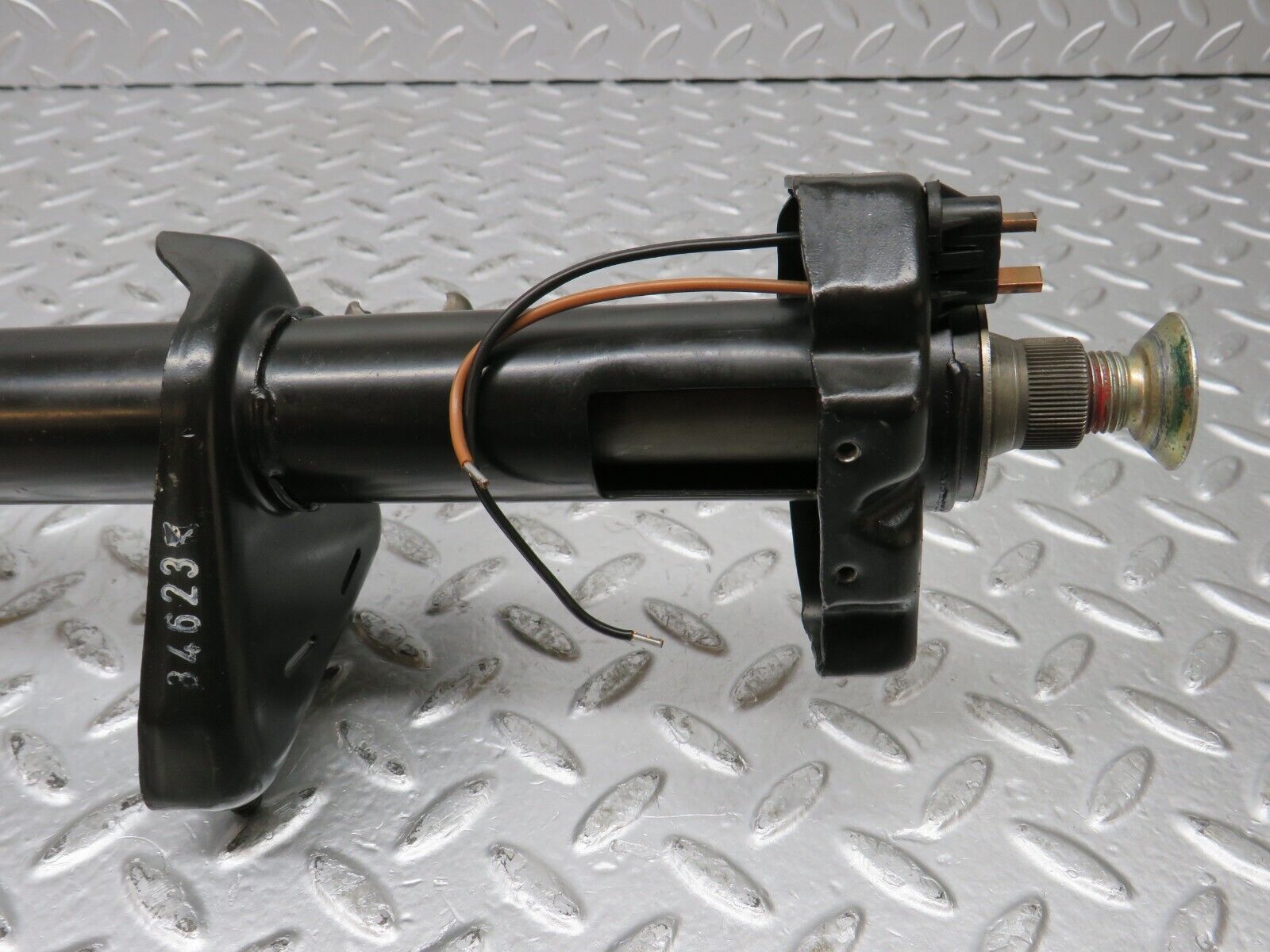 32034 Mercedes-Benz W123 230E Steering Column