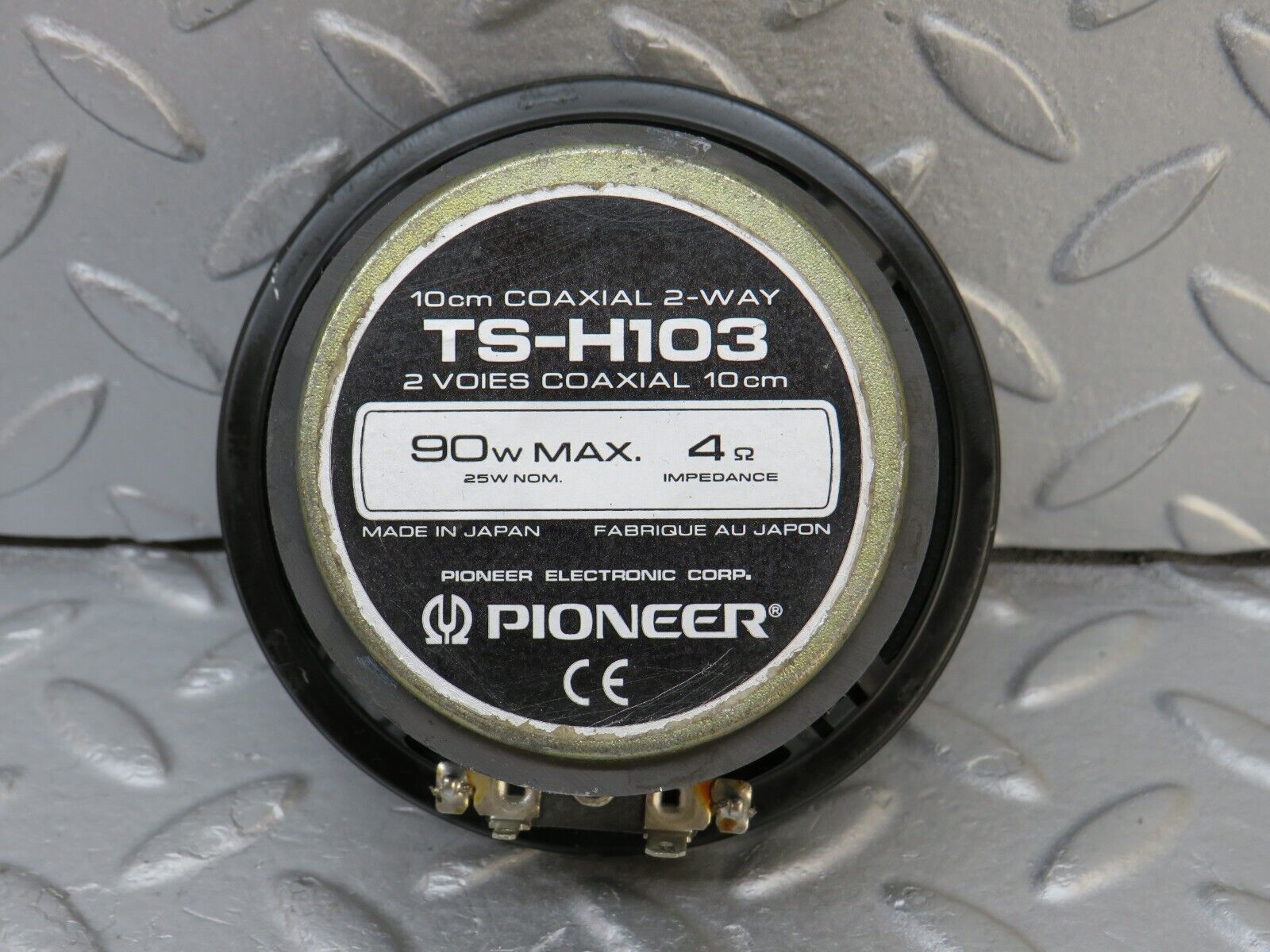 36749 Mercedes-Benz W201 190E 2.0L Speaker PIONEER TS-H103