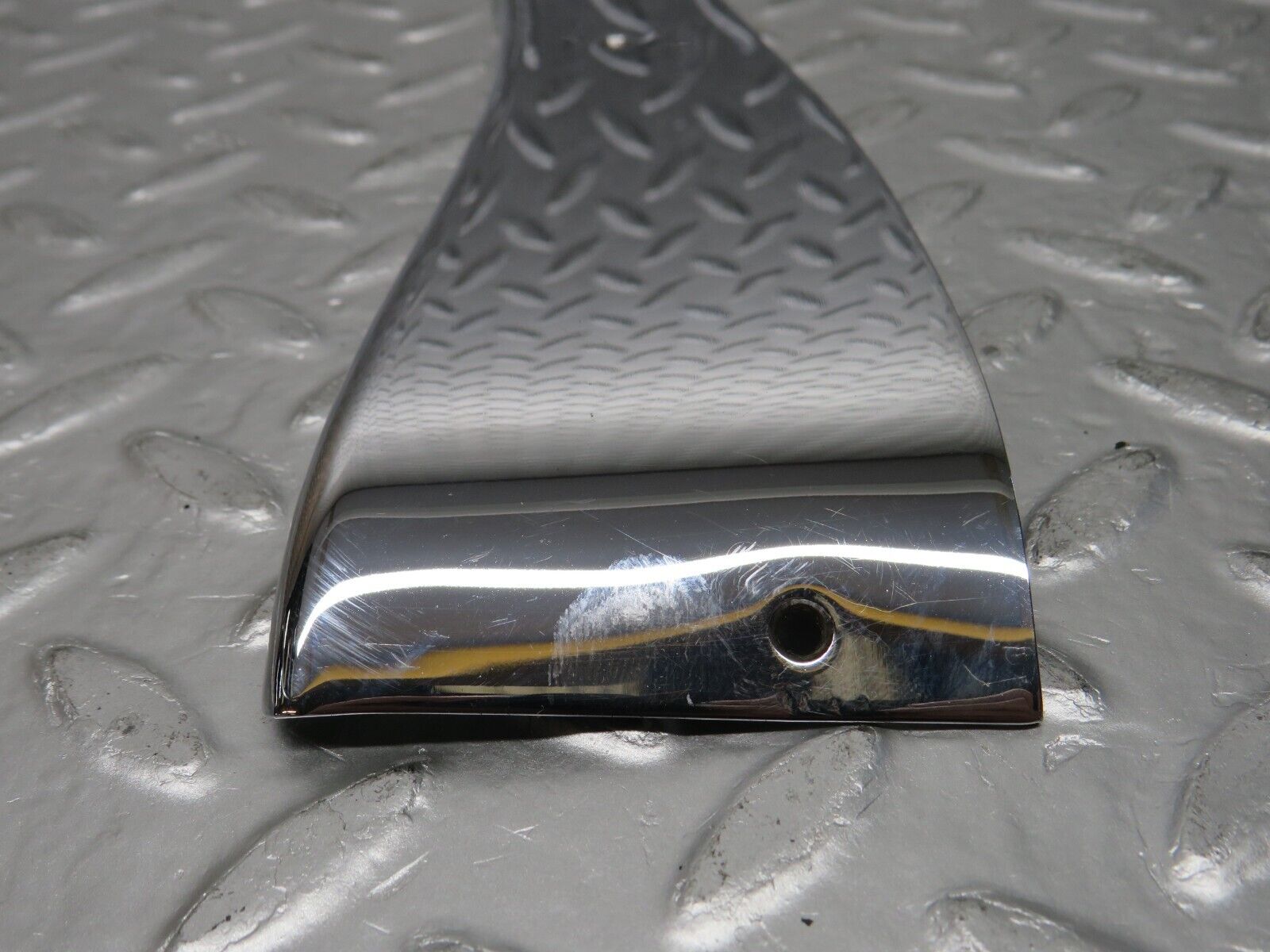 0736 Mercedes-Benz C107 350SLC Coupe Door Chrome Cover Left Side