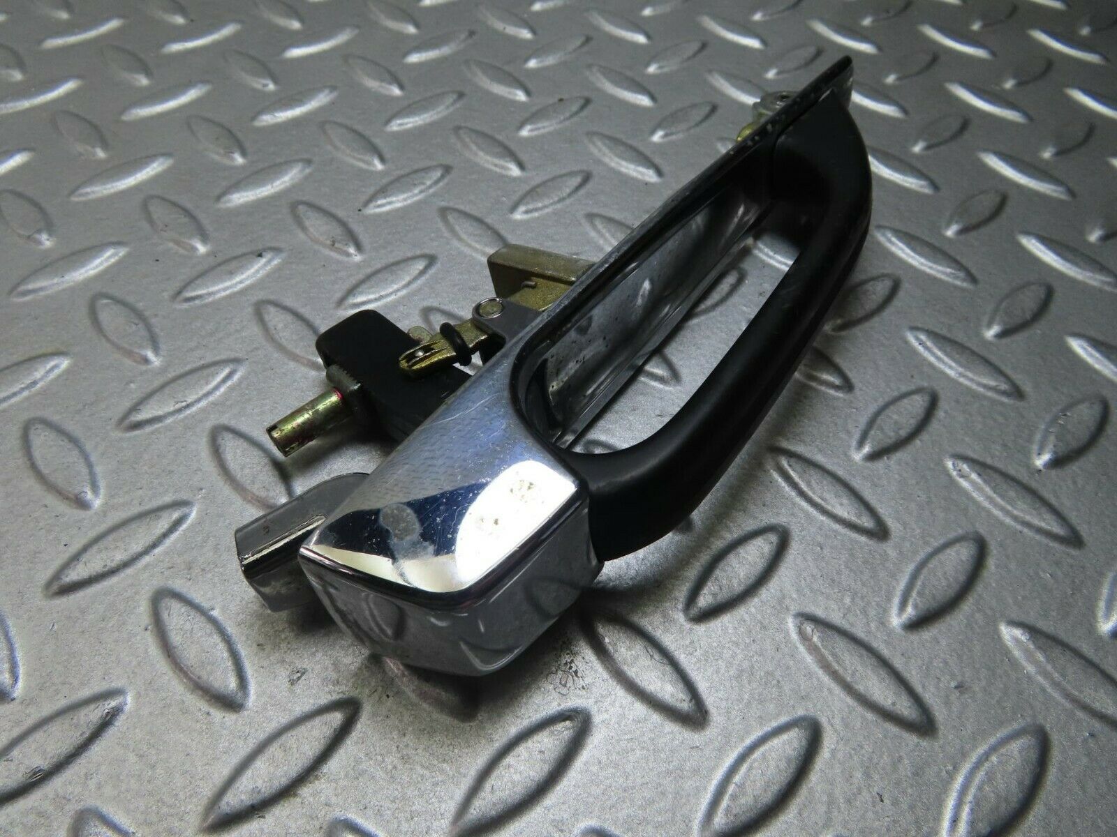 8759 Mercedes-Benz W123 Exterior Chrome Door Handle Rear Right 1237600359