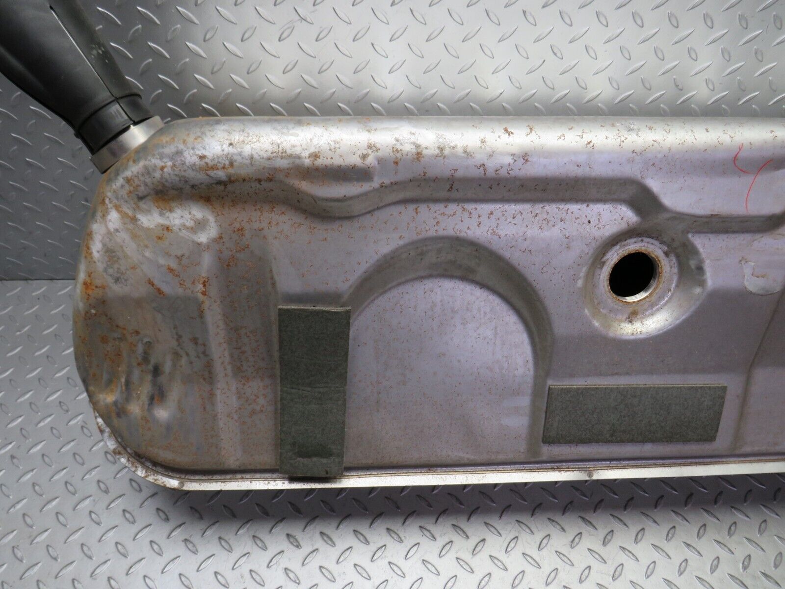 38615 Mercedes-Benz R129 280SL Coupe Fuel Tank