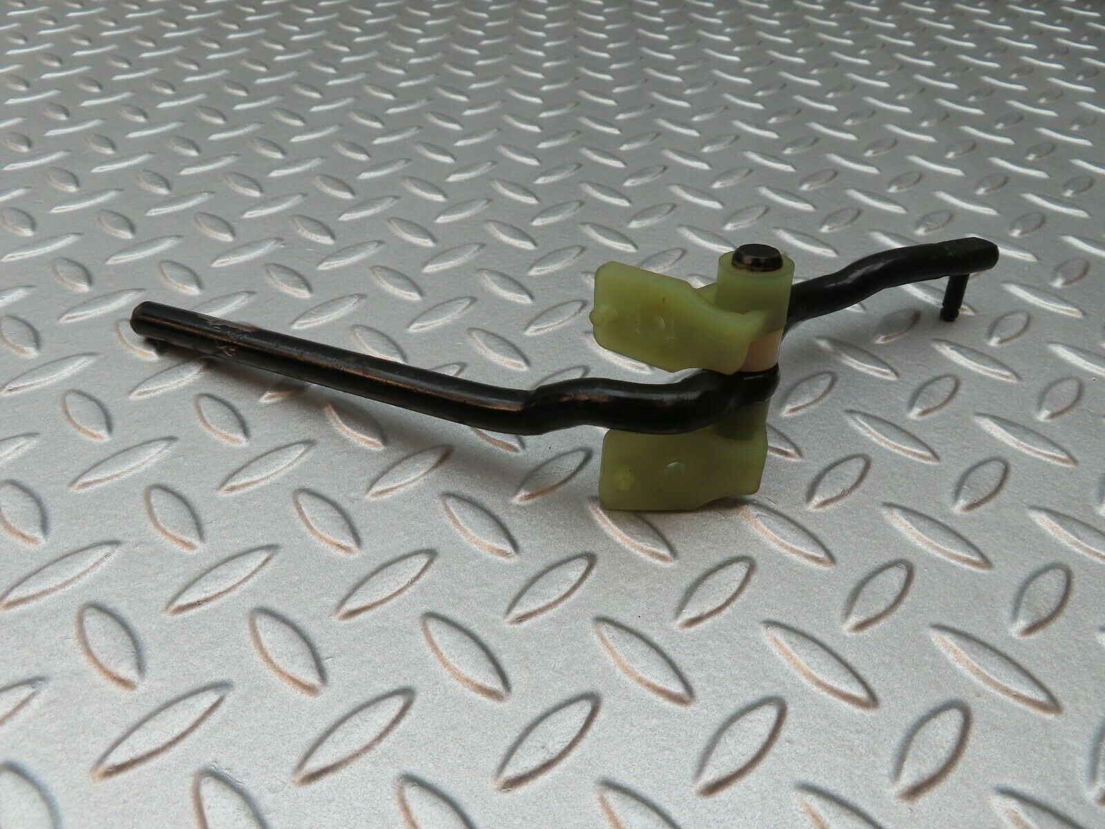 4420 Mercedes-Benz W123 230E Accelerator Pedal Linkage