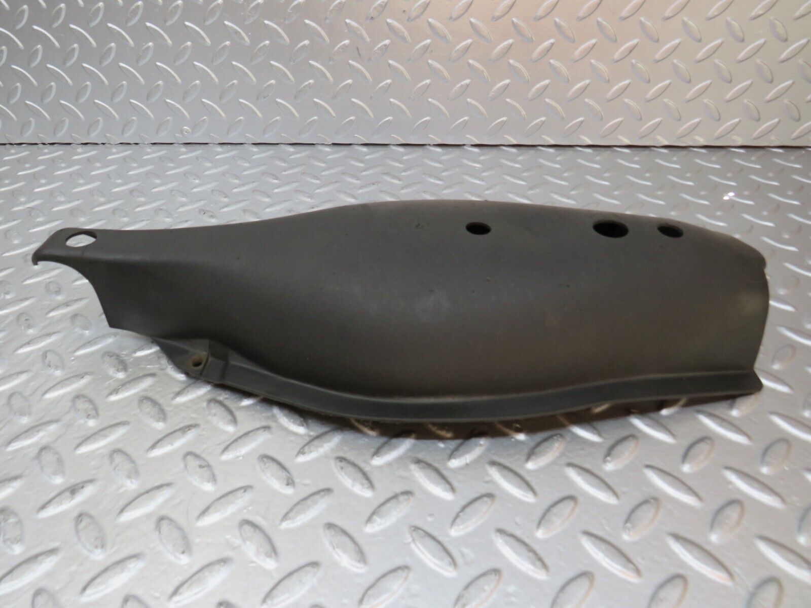 25687 Mercedes-Benz W124 280E Rear Control Arm Cover 1293520189