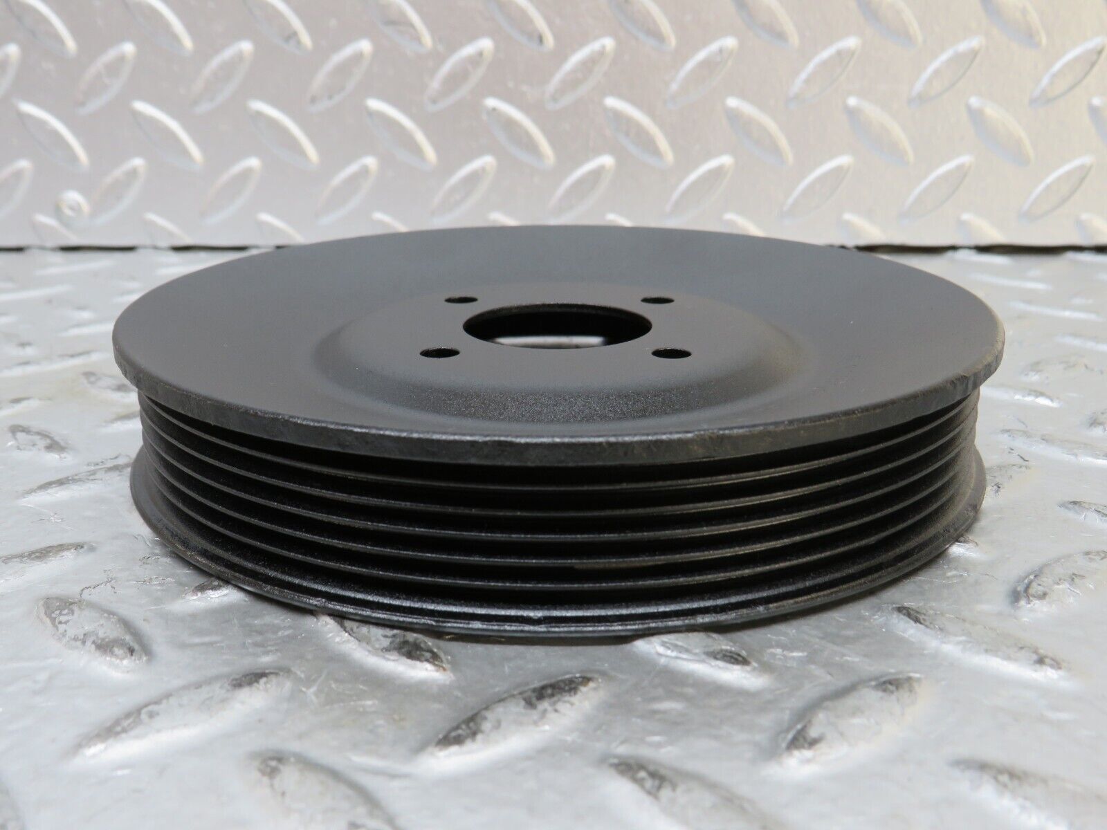 27685 Mercedes-Benz S124 300TE Wagon Water Pump Pulley 6032050210