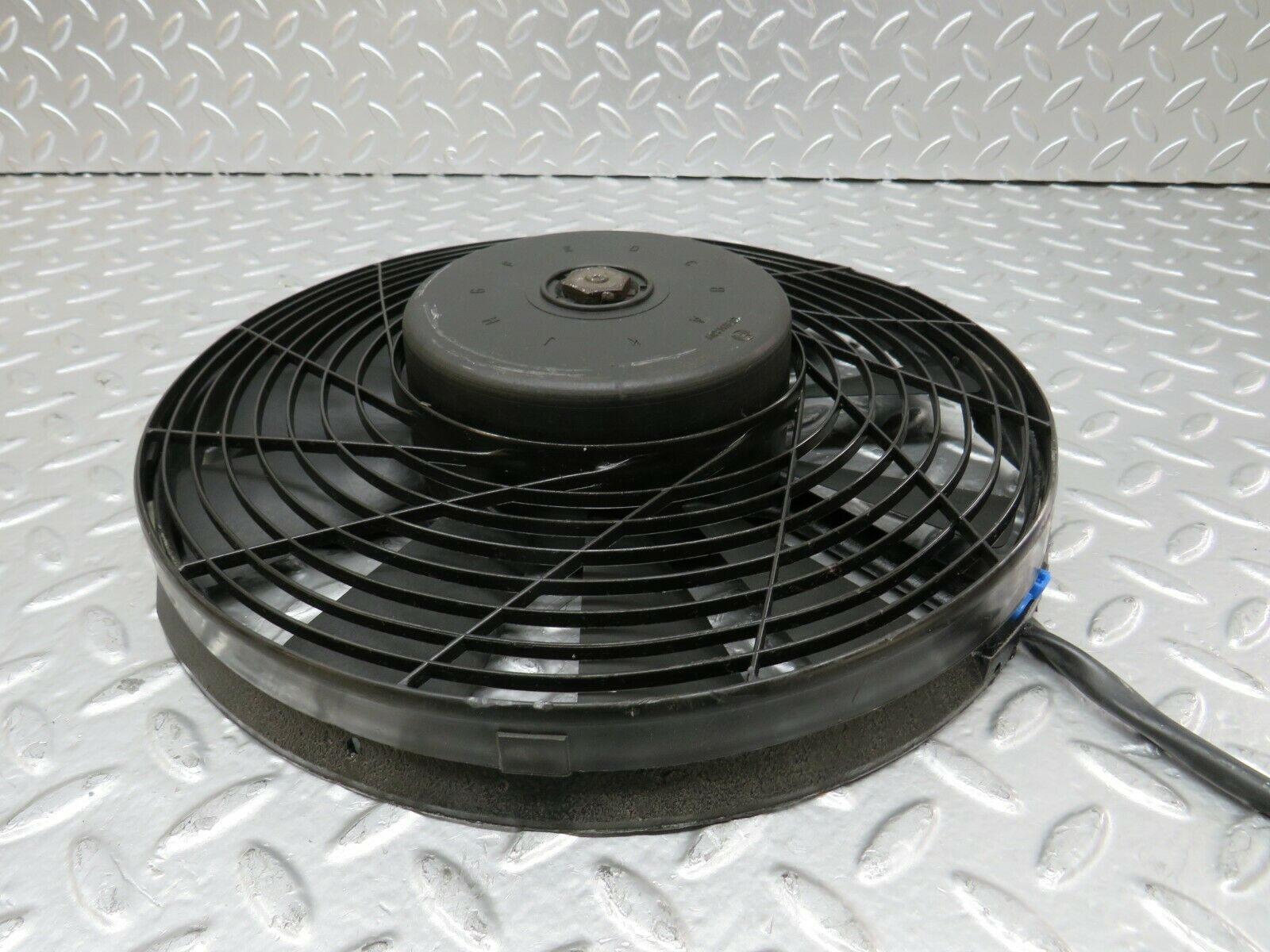 24353 Mercedes-Benz S124 220TE Wagon Radiator Cooling Fan 0005031001