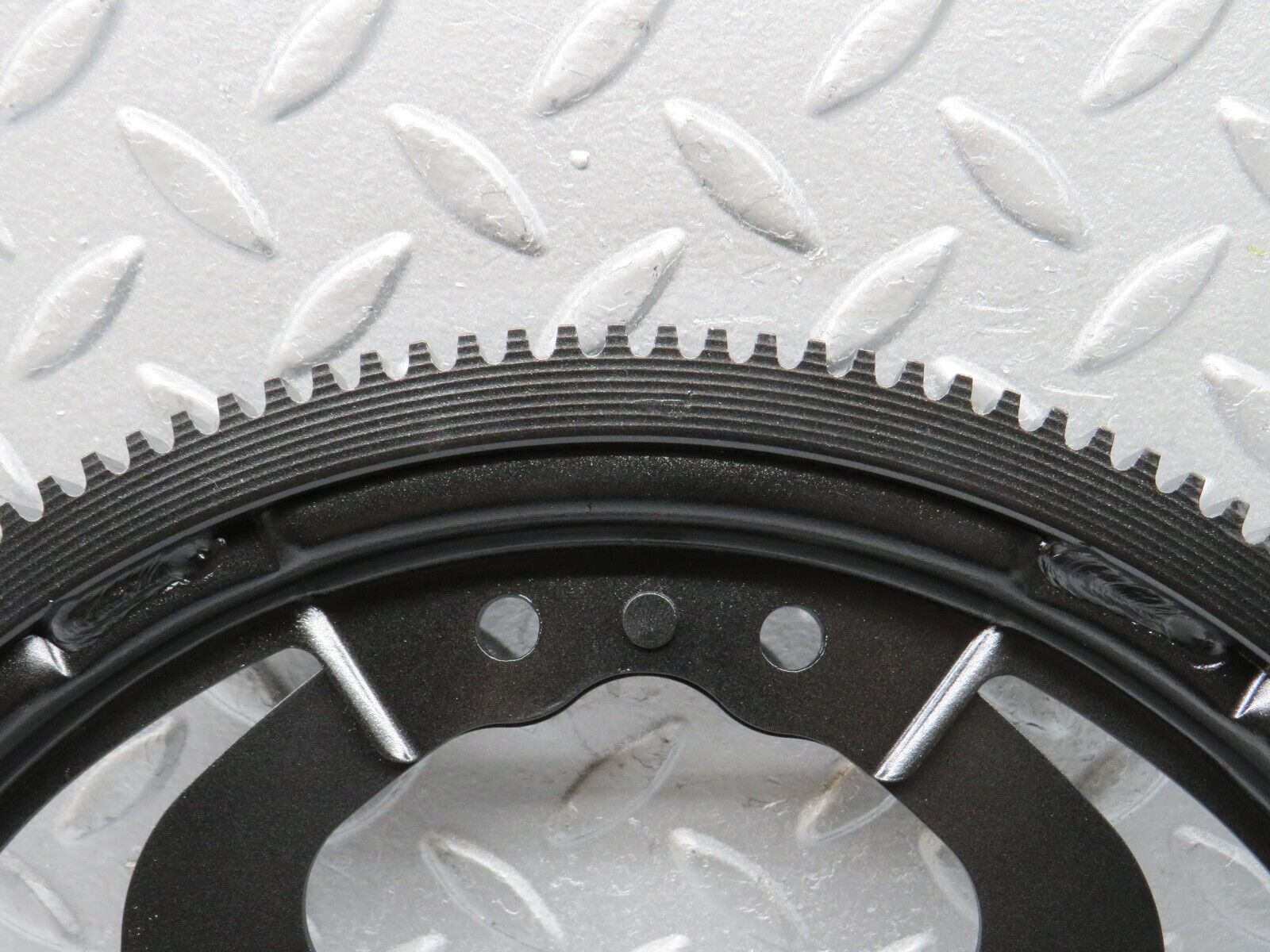 38987 Mercedes-Benz W201 190E 2.6L Flywheel Starter Ring