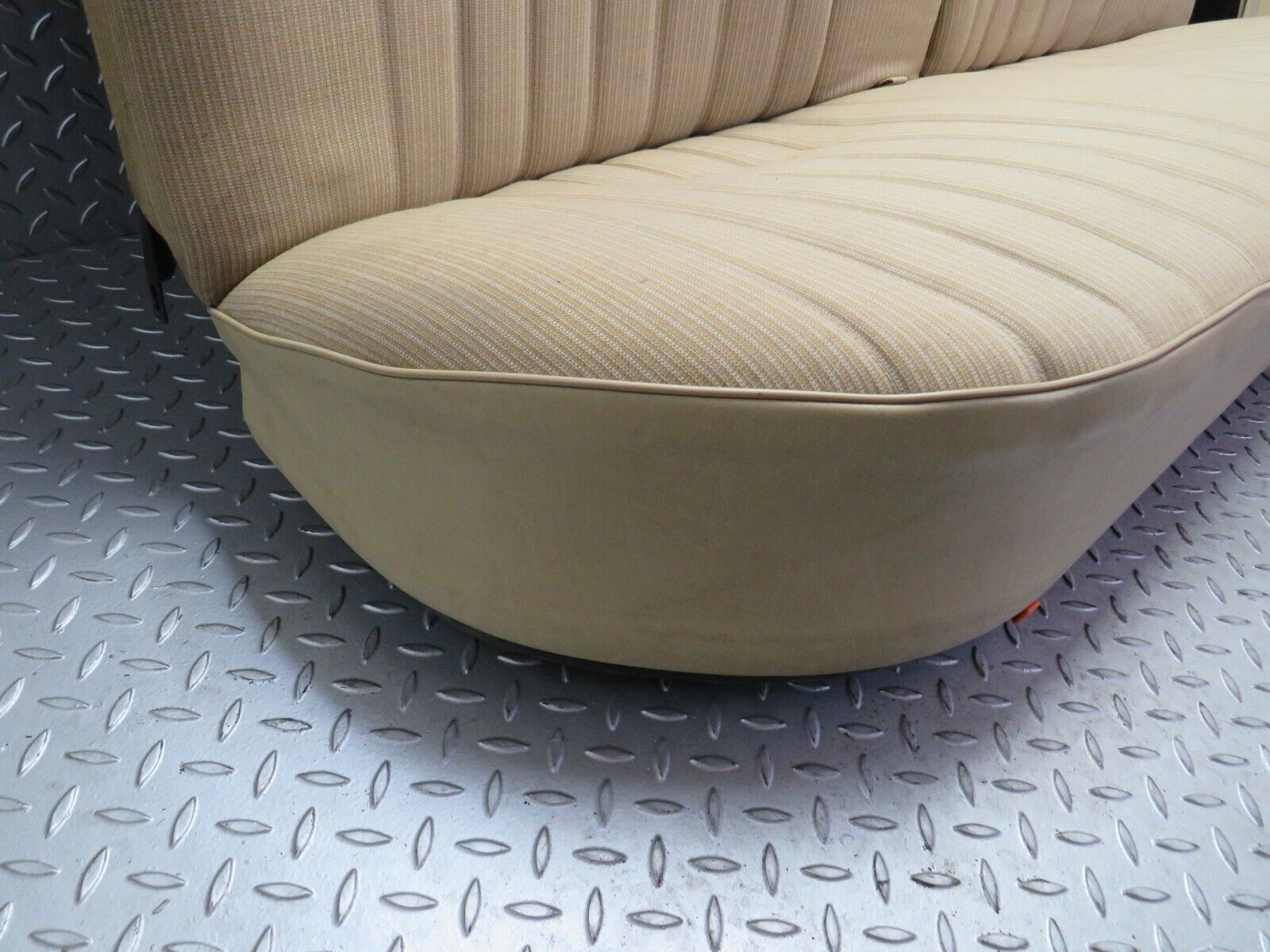 29615 Mercedes-Benz W123 230E Rear Seat Beige