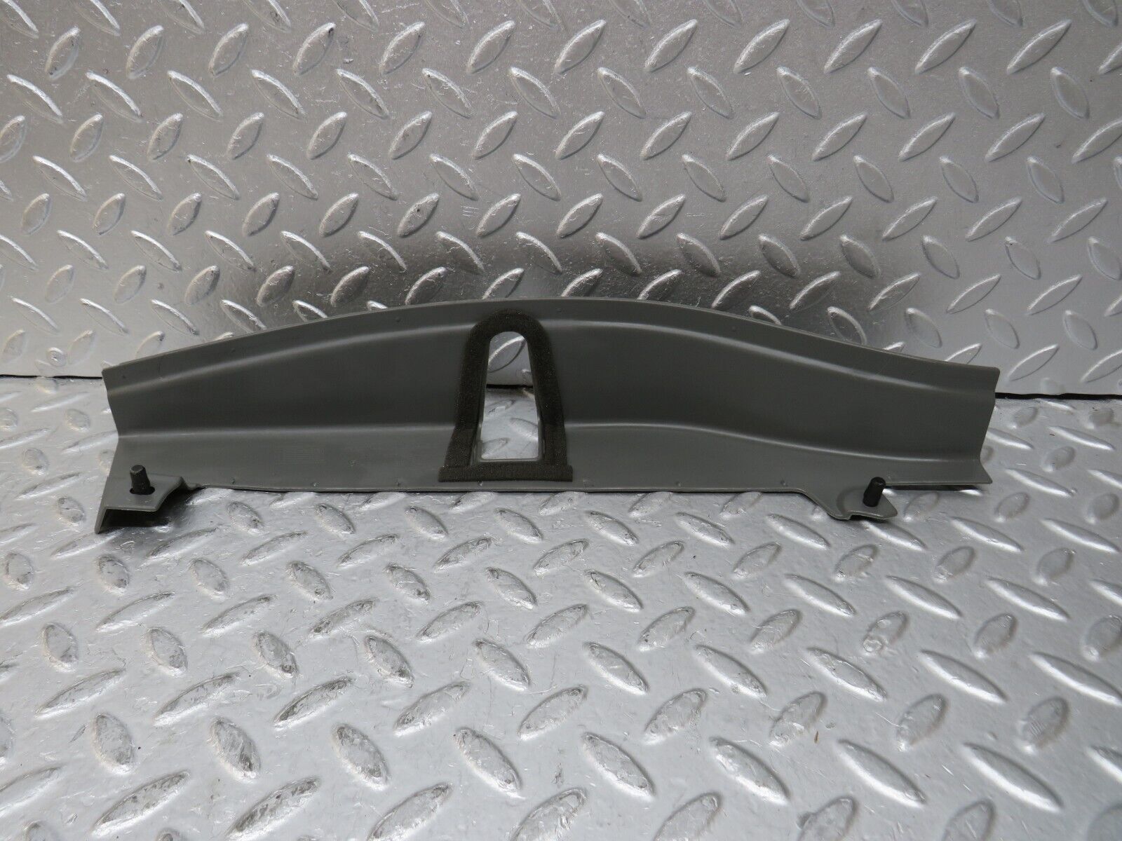 35214 Mercedes-Benz W221 Front Left Door Lock Cover 2217280156