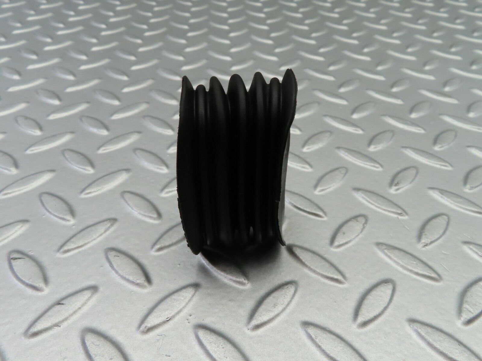 6543 Mercedes-Benz S124 E220 Wagon Front Door Wire Protector Rubber 1248210197