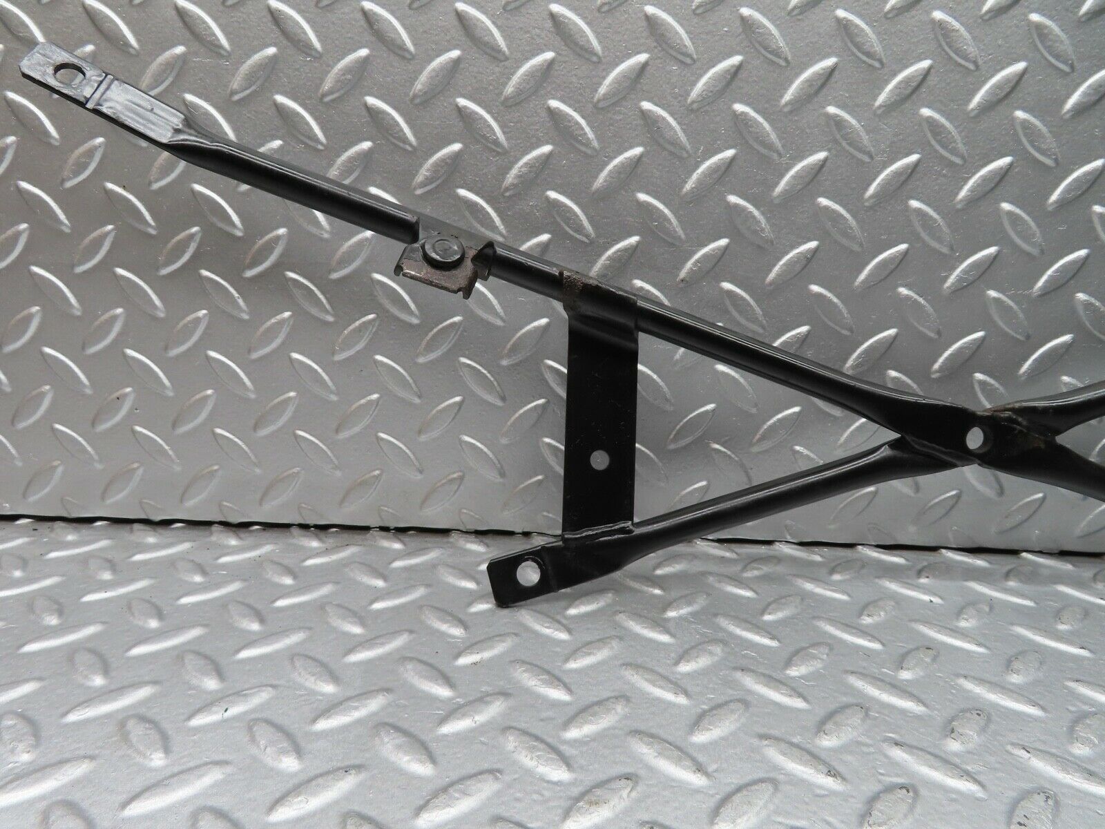 20088 Mercedes-Benz R129 300SL Coupe Reinforcement Bar