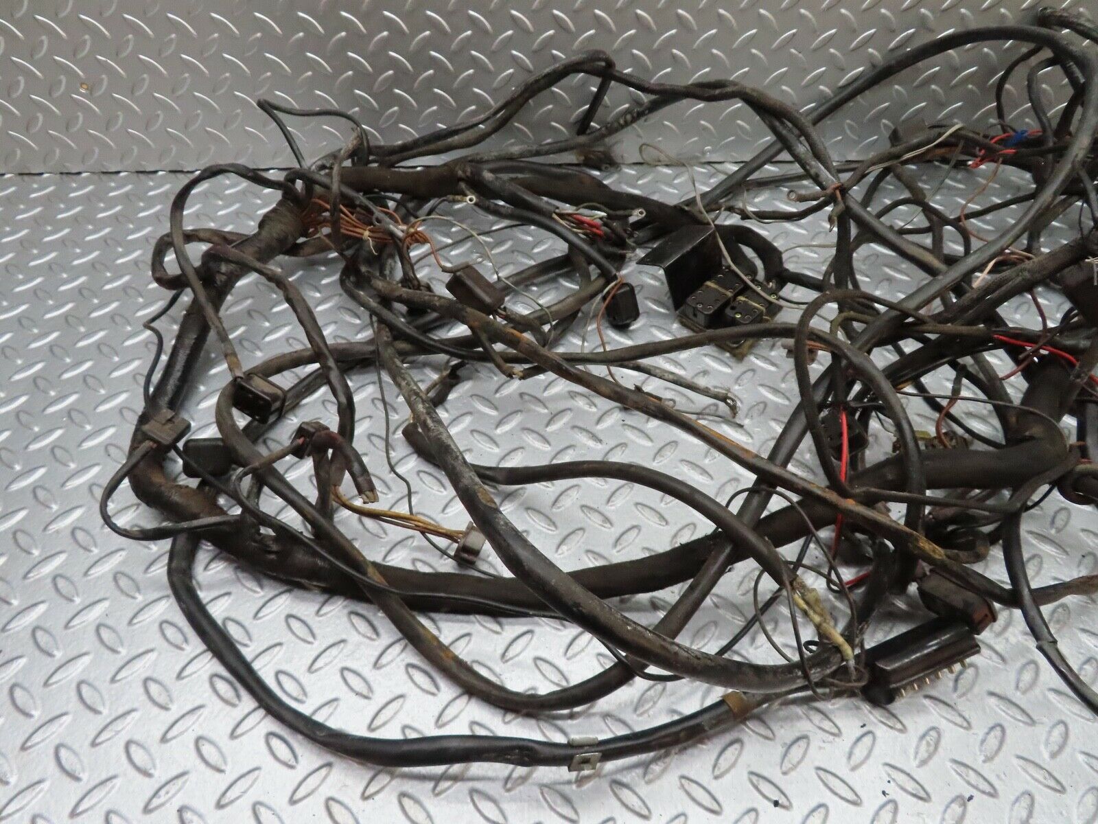 18315 Mercedes-Benz W111 220SE Coupe Engine Chassis Body Wire Wiring Harness