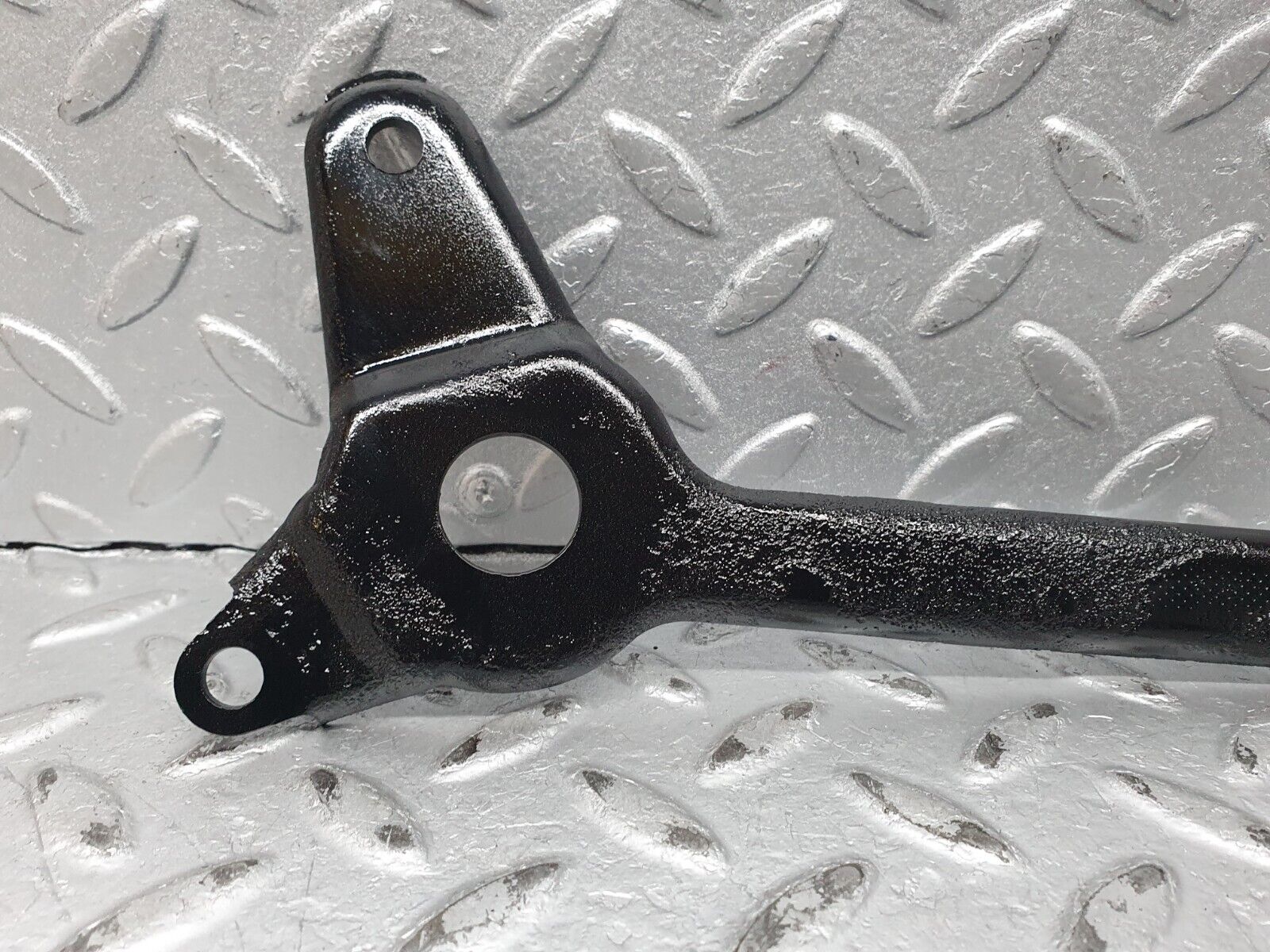 41230 Mercedes-Benz W126 300SE Belt Tensioner Bracket 1032021240