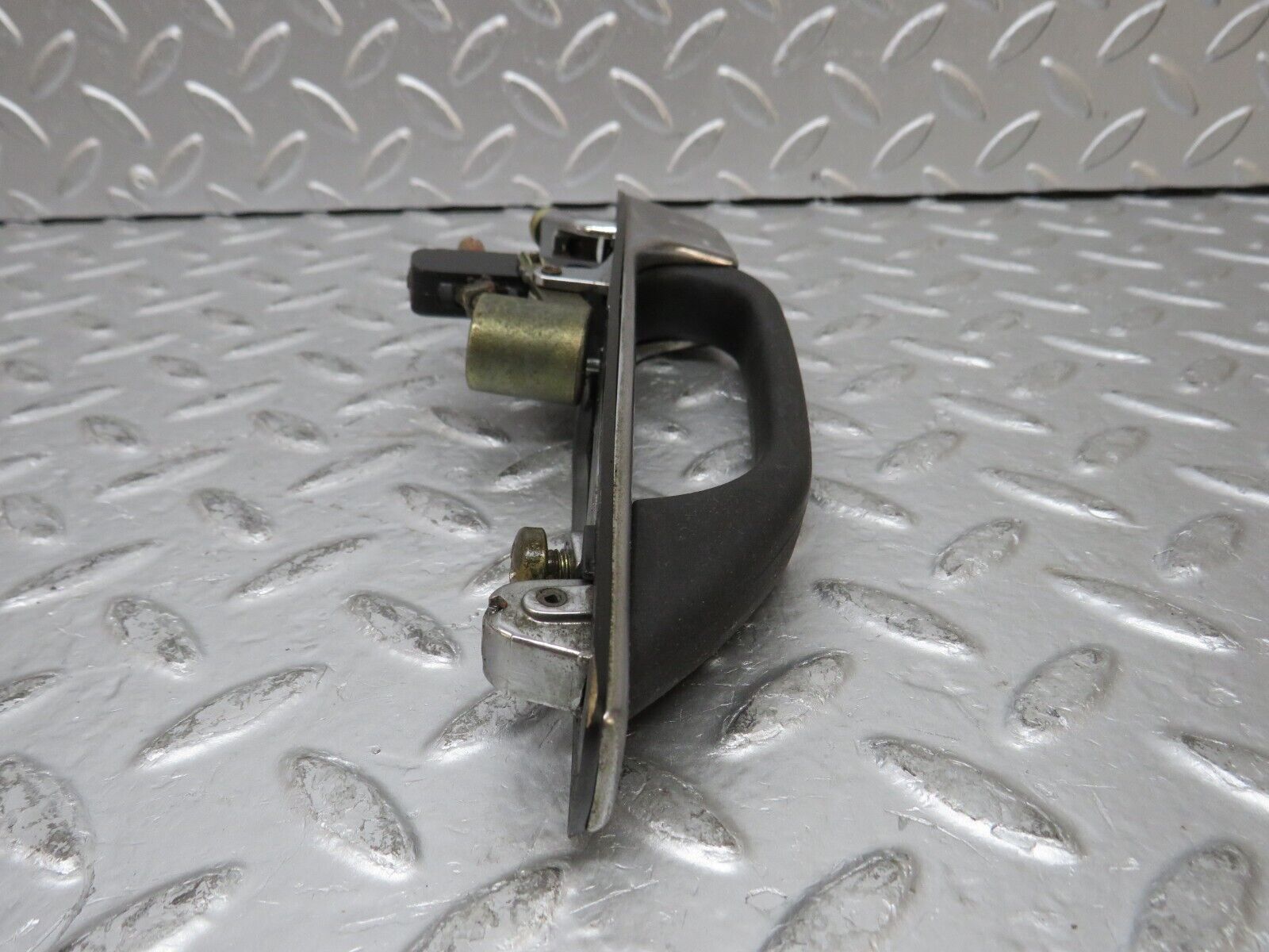 30203 Mercedes-Benz S123 240D Wagon Rear Left Exterior Door Handle 1237600359