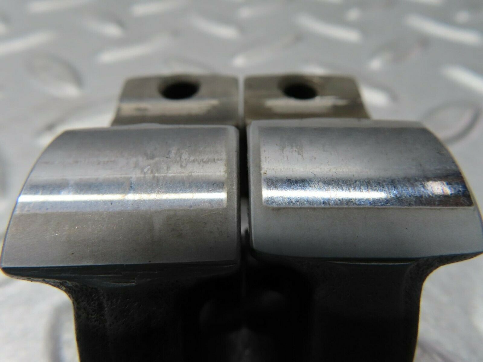 16566 Mercedes-Benz C107 350SLC Coupe Valve Rocker Arm With Retaining Spring