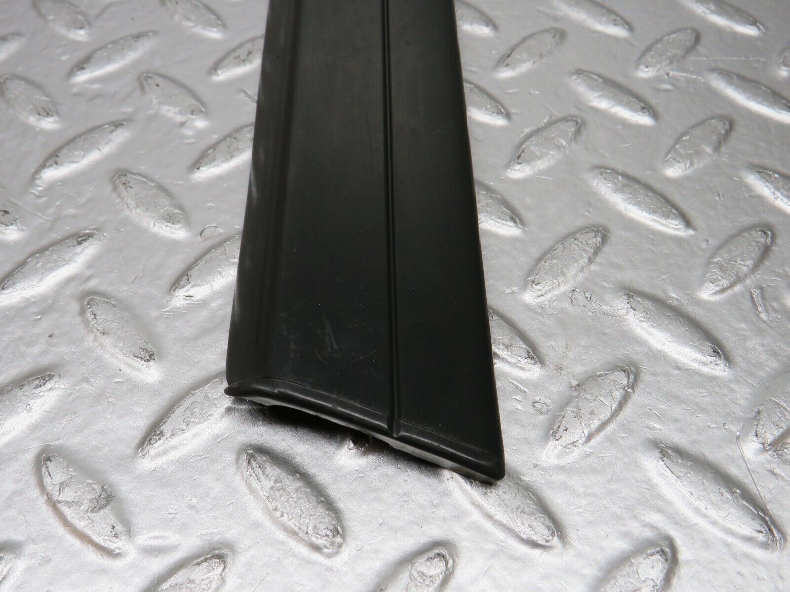 33850 Mercedes-Benz W201 190E 2.0L Rear Left Door Lower Moulding Trim