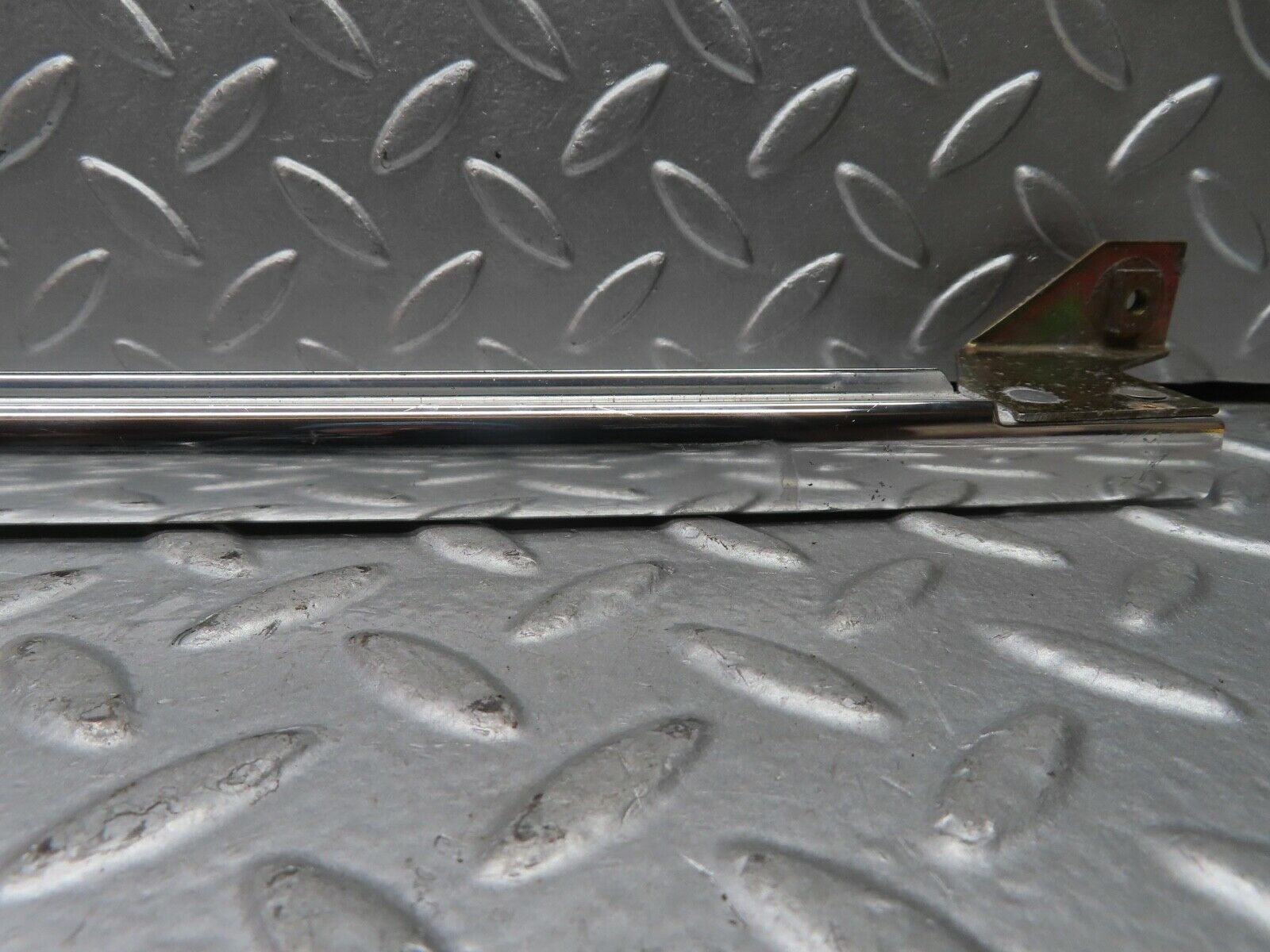 21575 Mercedes-Benz W126 300SE Rear Left Door Chrome Window Channel