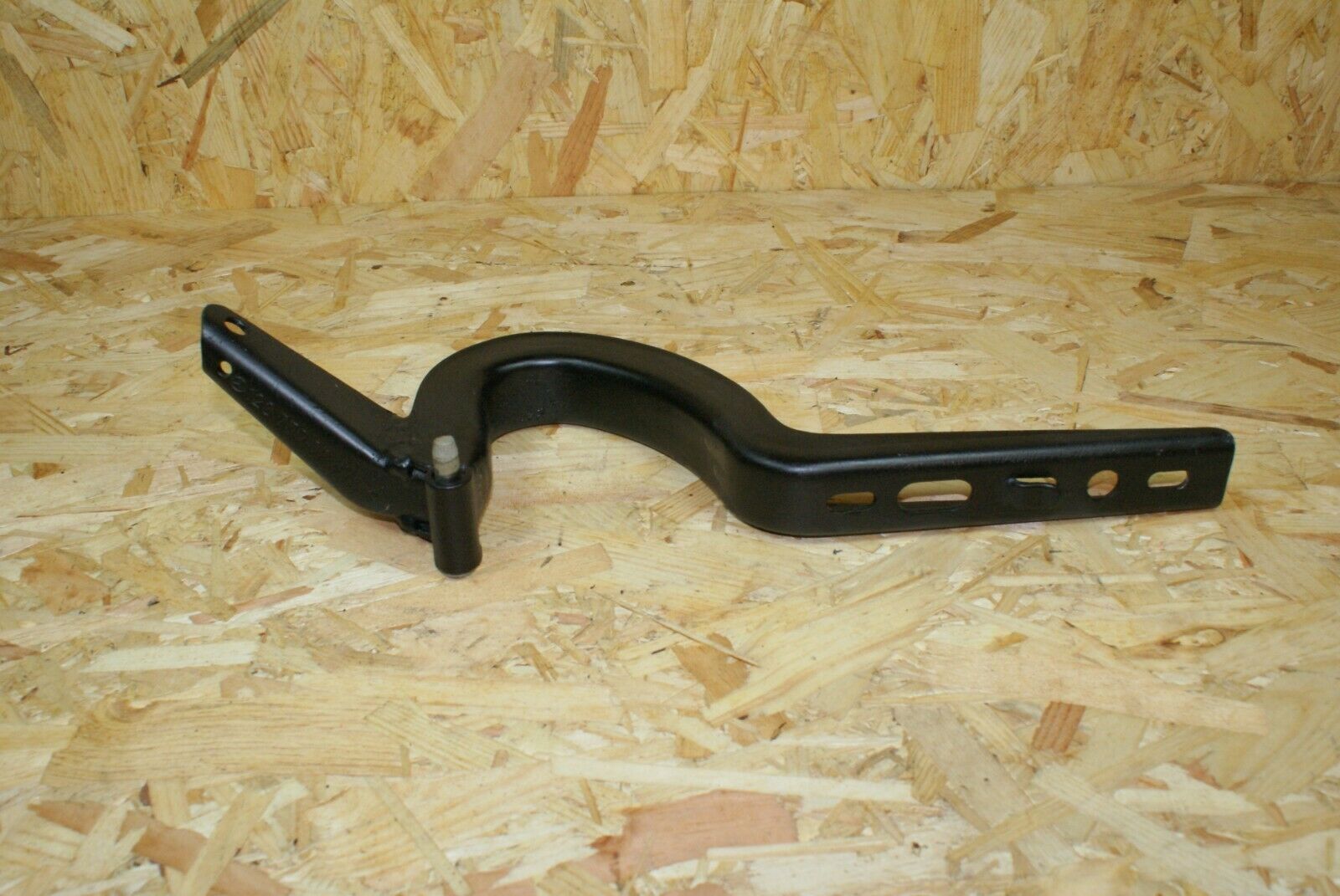 2237 Mercedes-Benz W123 280E Rear Trunk Lid Hinge Right Side 1237500287