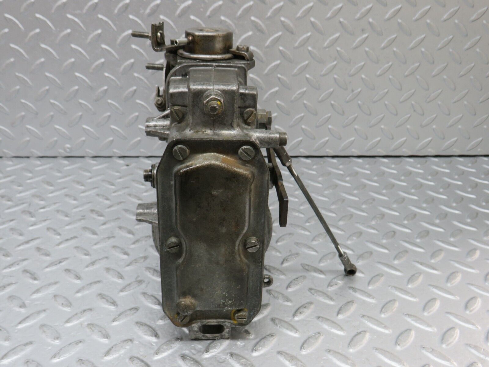 35930 Mercedes-Benz 240D OM616.912 Fuel Injection Pump 6160704101 0400074989