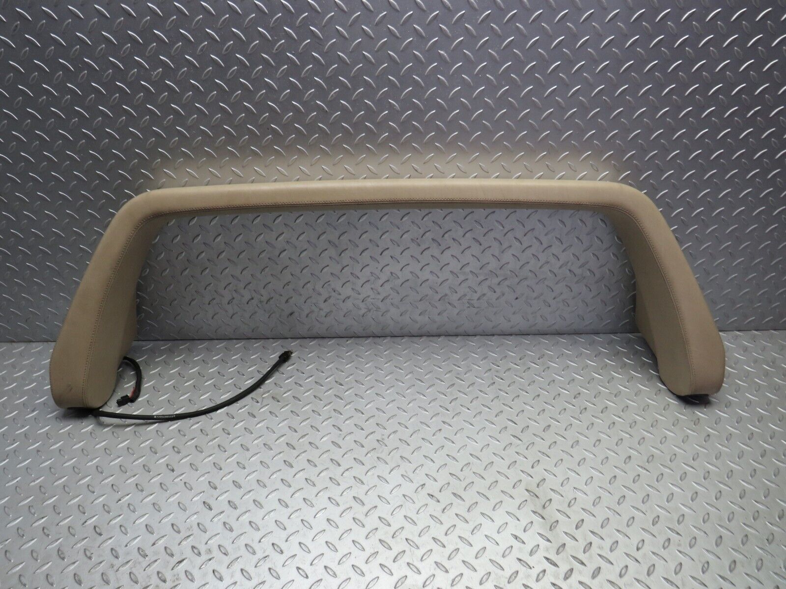 38618 Mercedes-Benz R129 280SL Coupe Roll Over Bar Beige