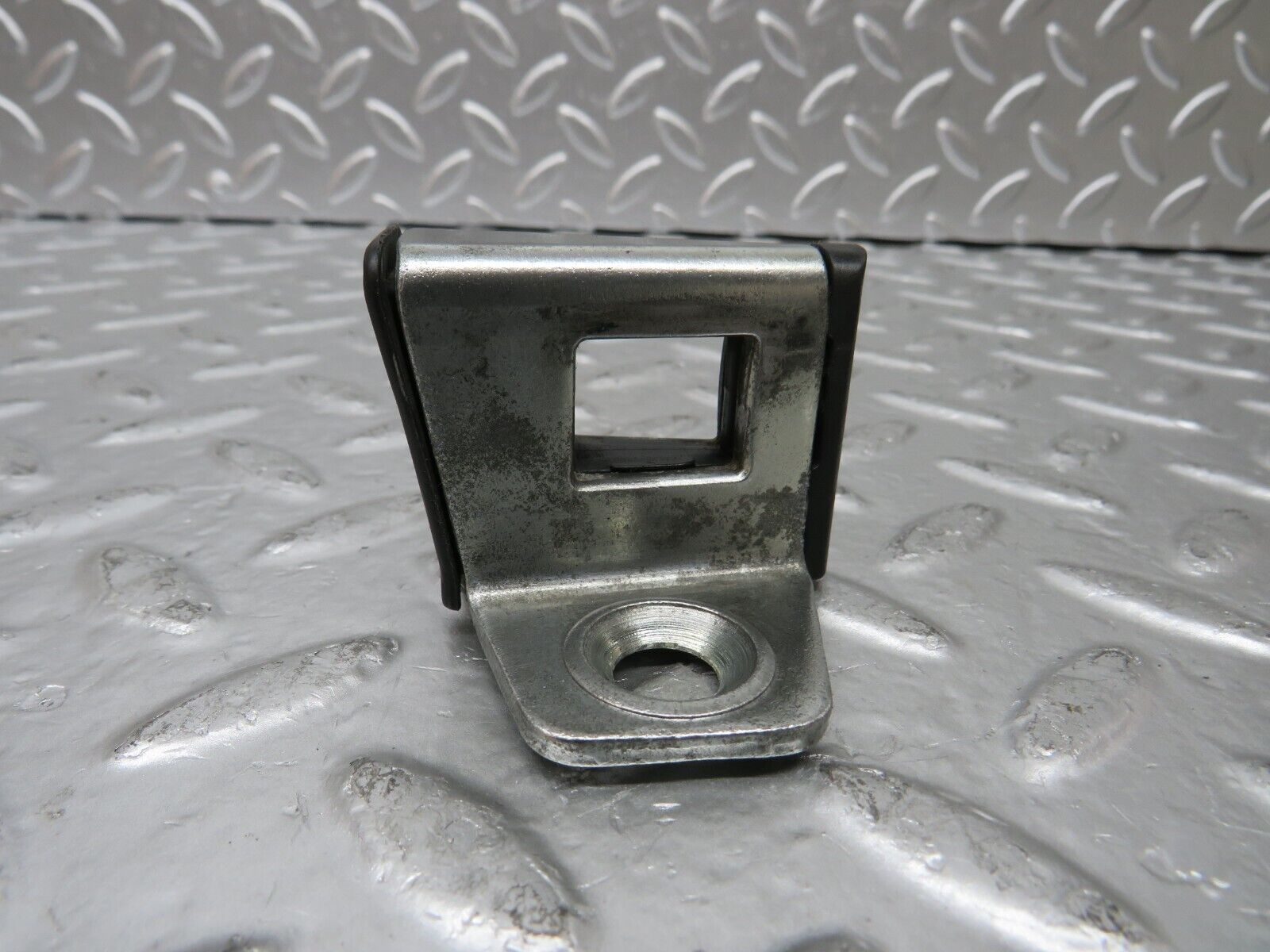 25186 Mercedes-Benz W201 190D Door Lock Latch