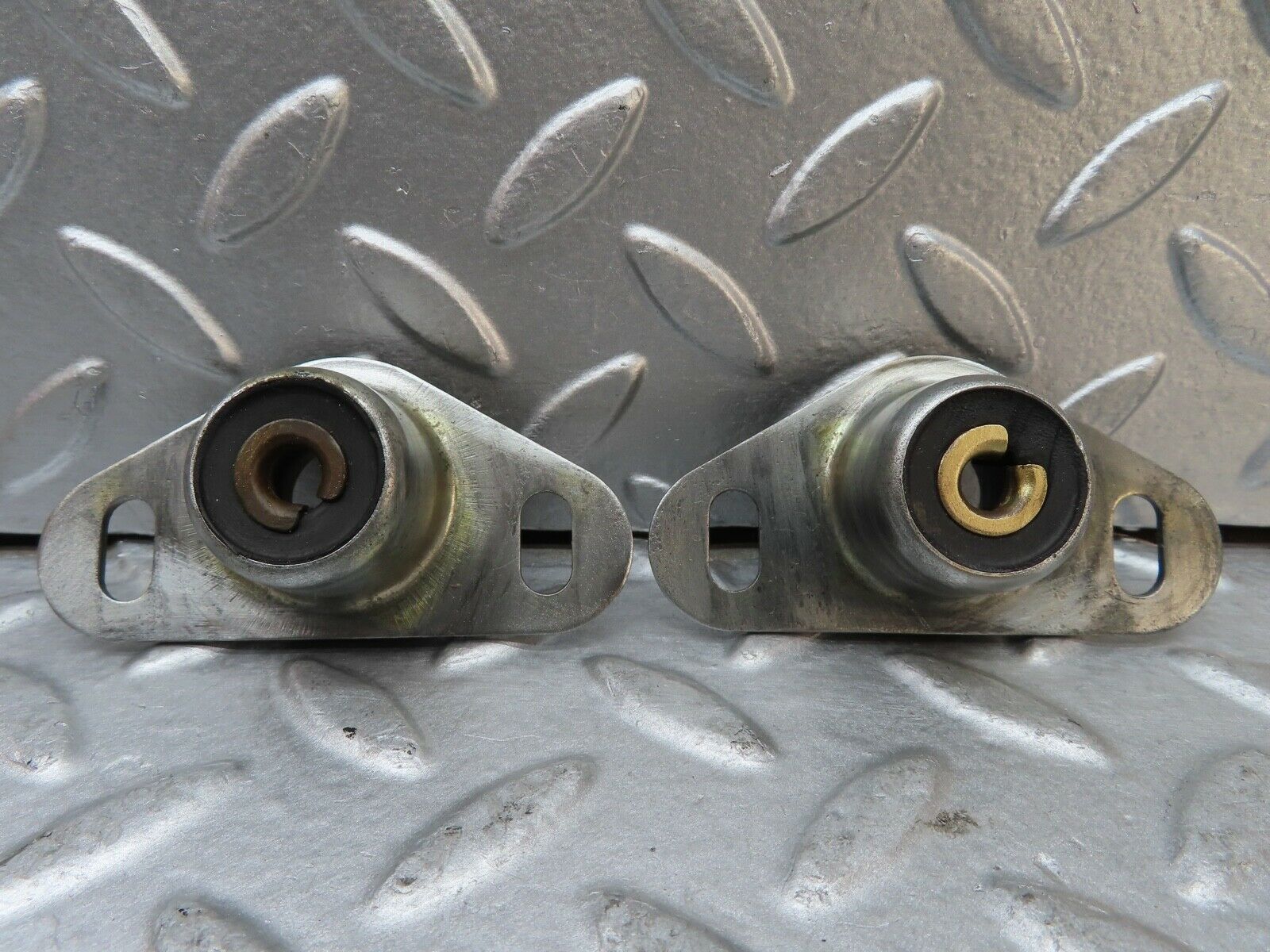 20043 Mercedes-Benz R129 300SL Coupe Roof Lock Latch Pair 1296300320