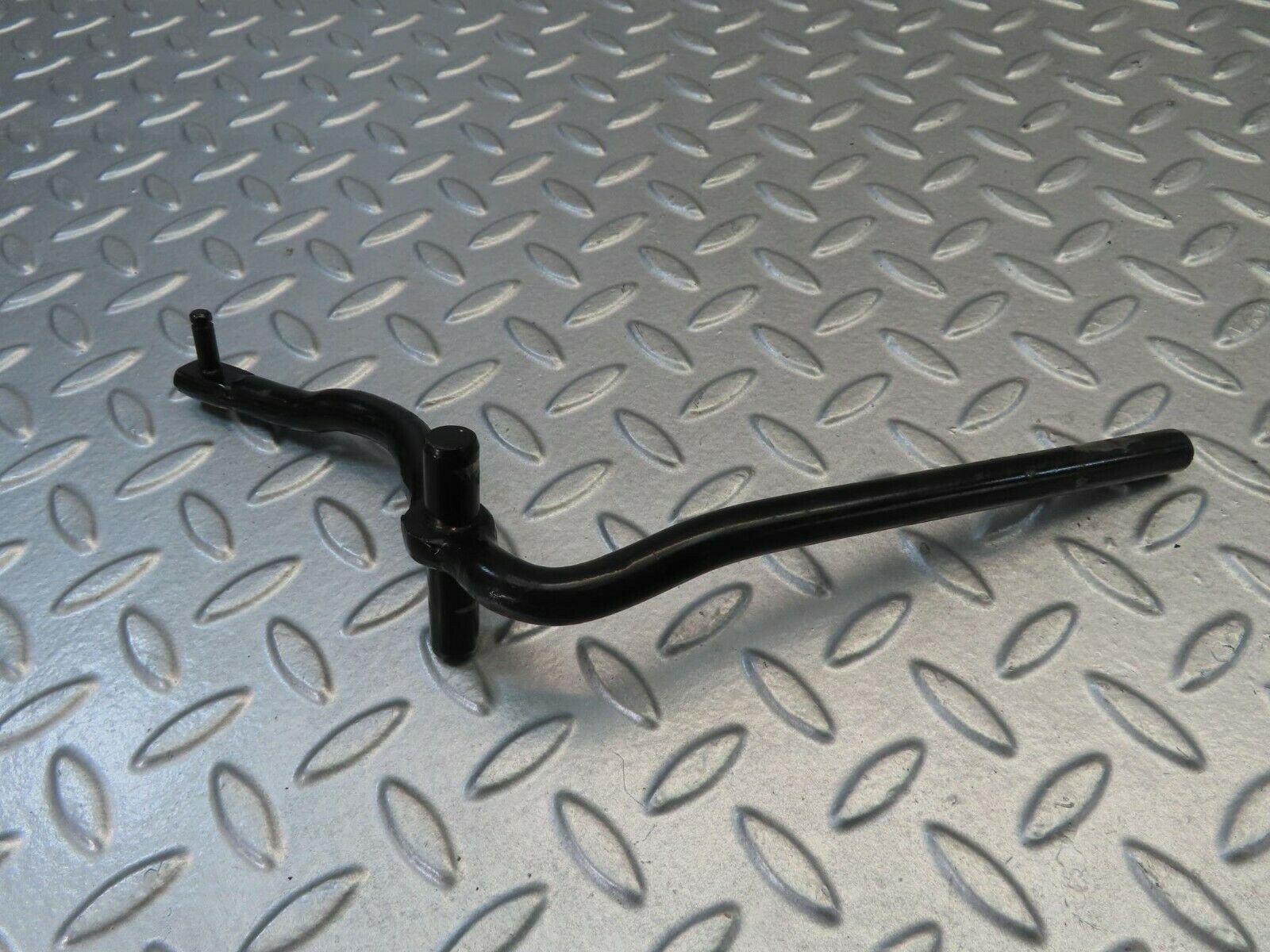 11595 Mercedes-Benz C123 230CE Coupe Accelerator Pedal Linkage