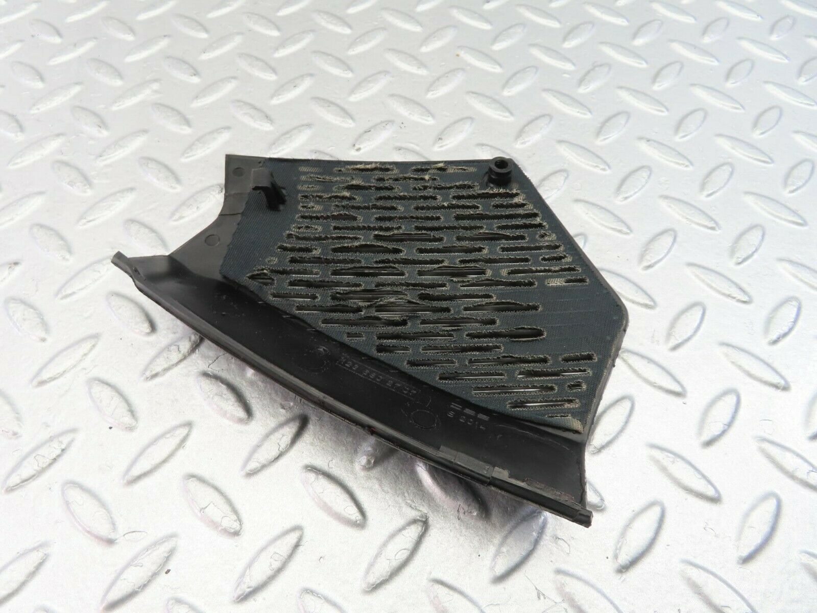 9997 Mercedes-Benz C123 230CE Coupe Front Left Speaker Cover 1236802707