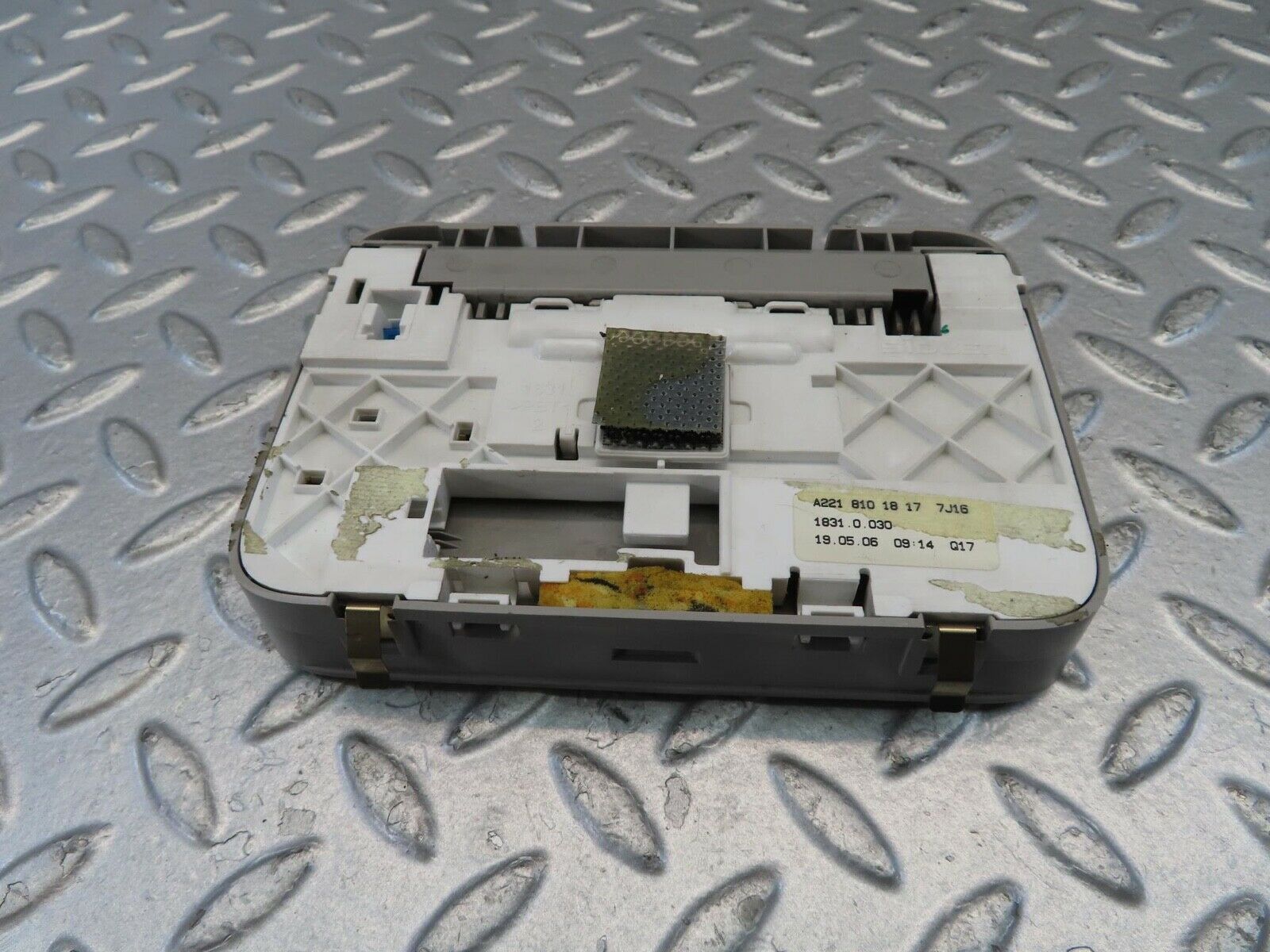 11097 Mercedes-Benz W221 S320 Interior Roof Mirror Rear 2218101817