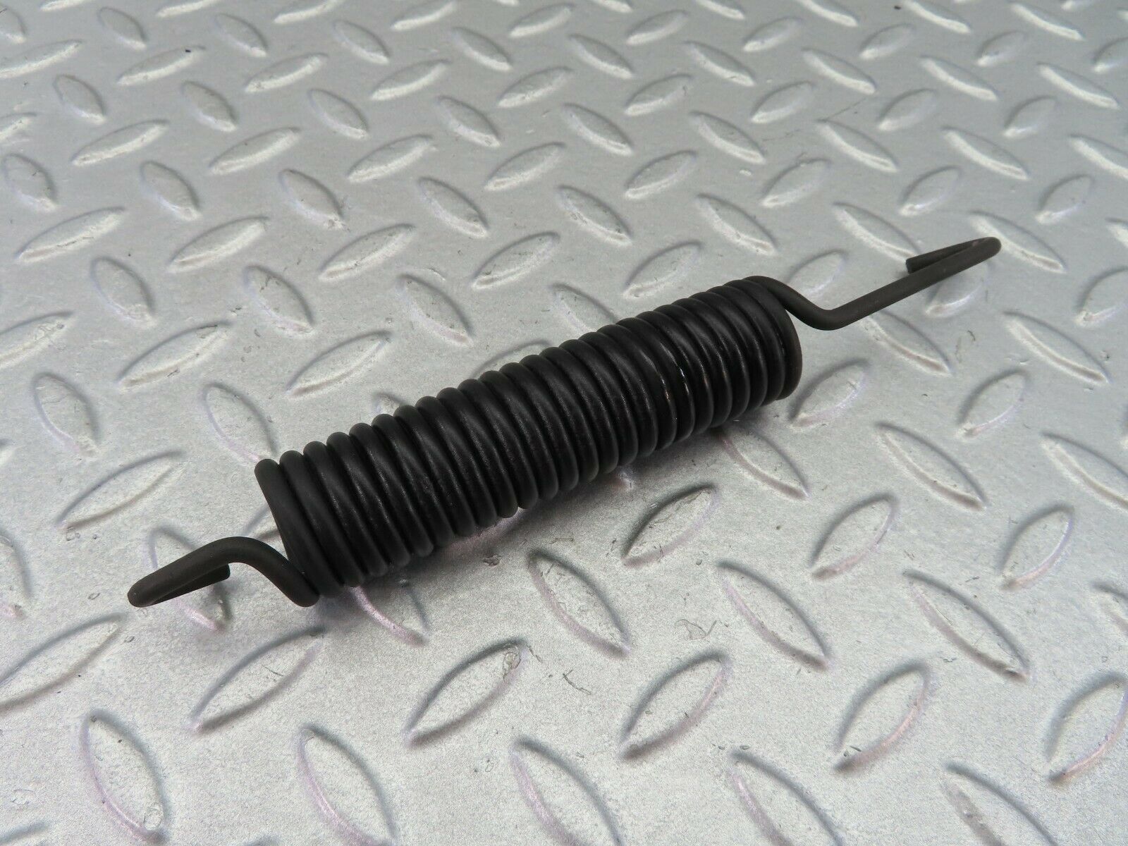 7941 Mercedes-Benz W115 220D Bonnet Hinge Spring