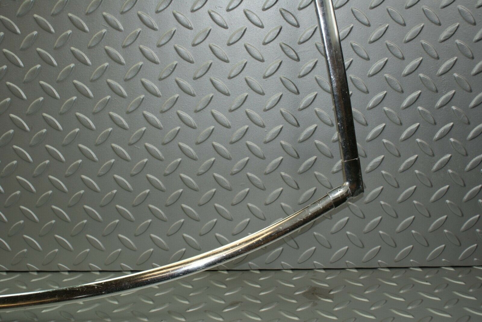 2922 Mercedes-Benz C123 280CE Coupe Front Windscreen Chrome Trim