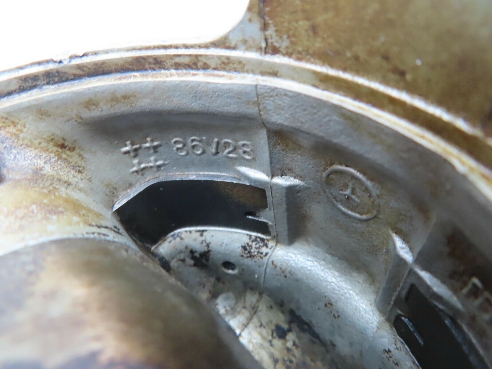 15985 Mercedes-Benz W123 280E Piston With Connecting Rod 85.975 mm