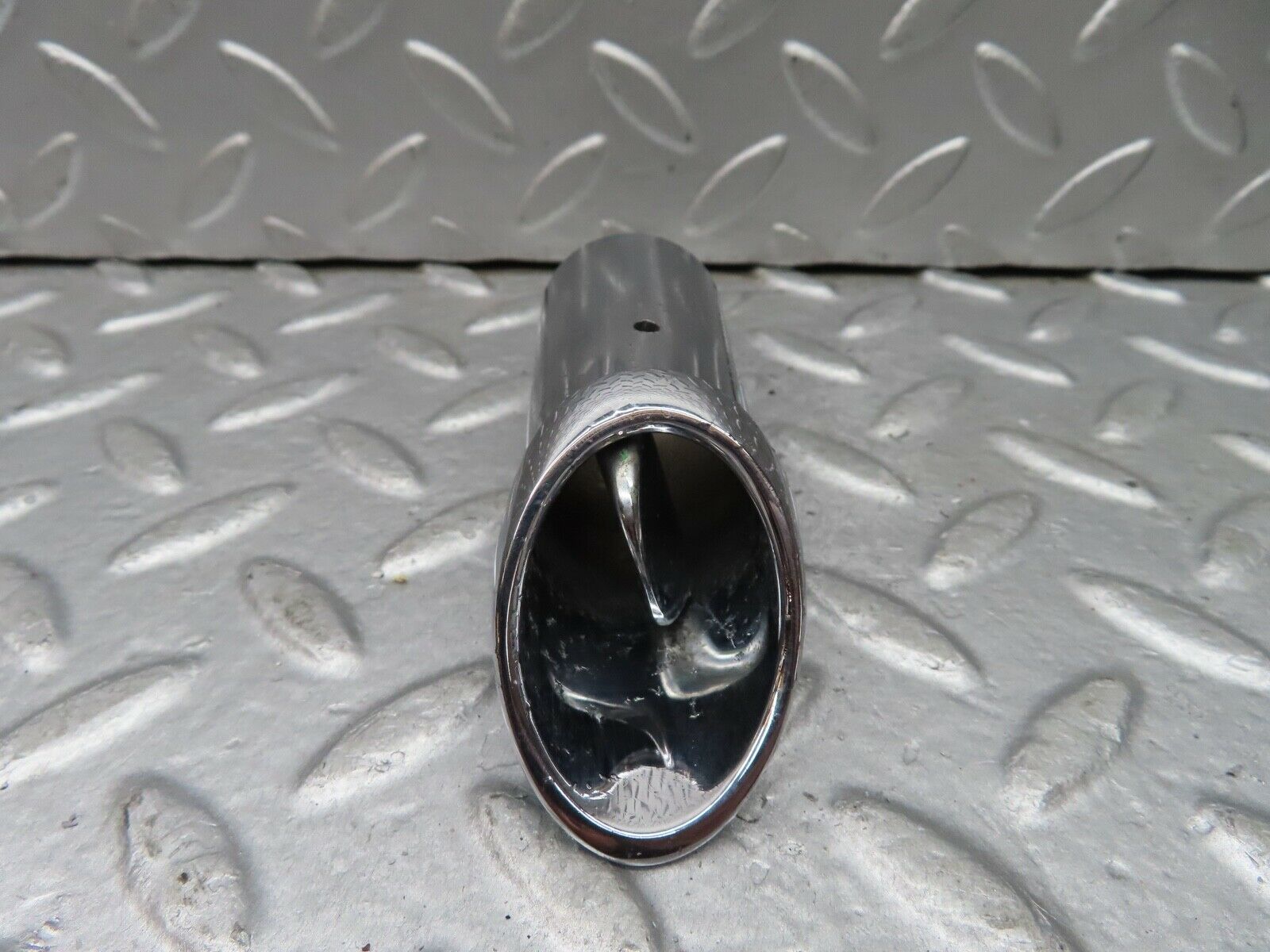 18235 Mercedes-Benz W111 220SE Coupe Dashboard Chrome Air Vent