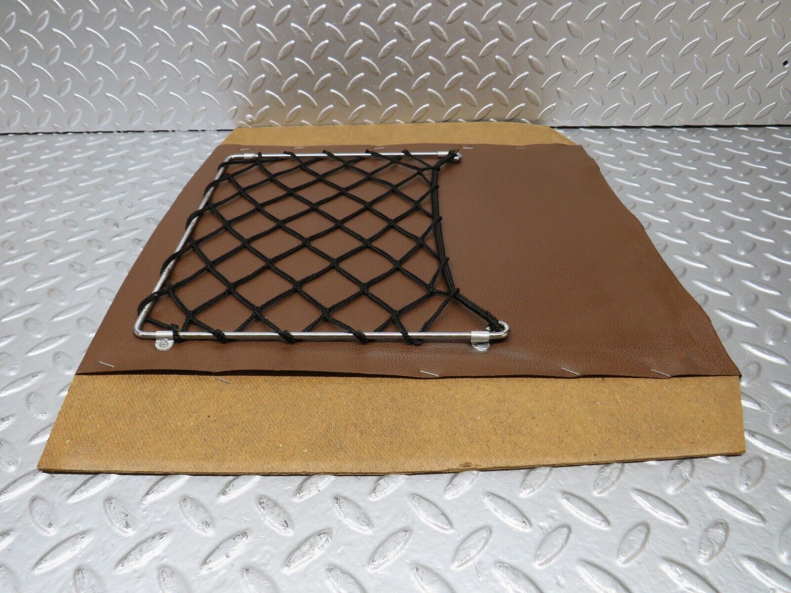 26320 Mercedes-Benz W116 450SE Front Seat Rear Cover Brown