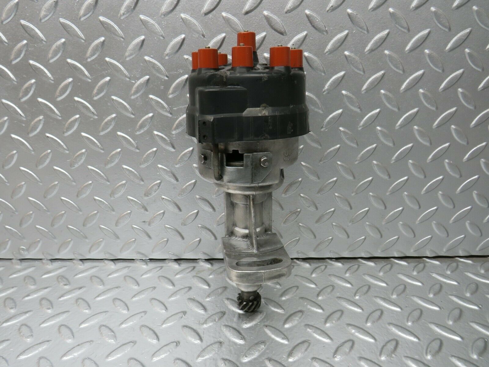 23913 Mercedes-Benz C107 450SLC Coupe Ignition Distributor 0237404006