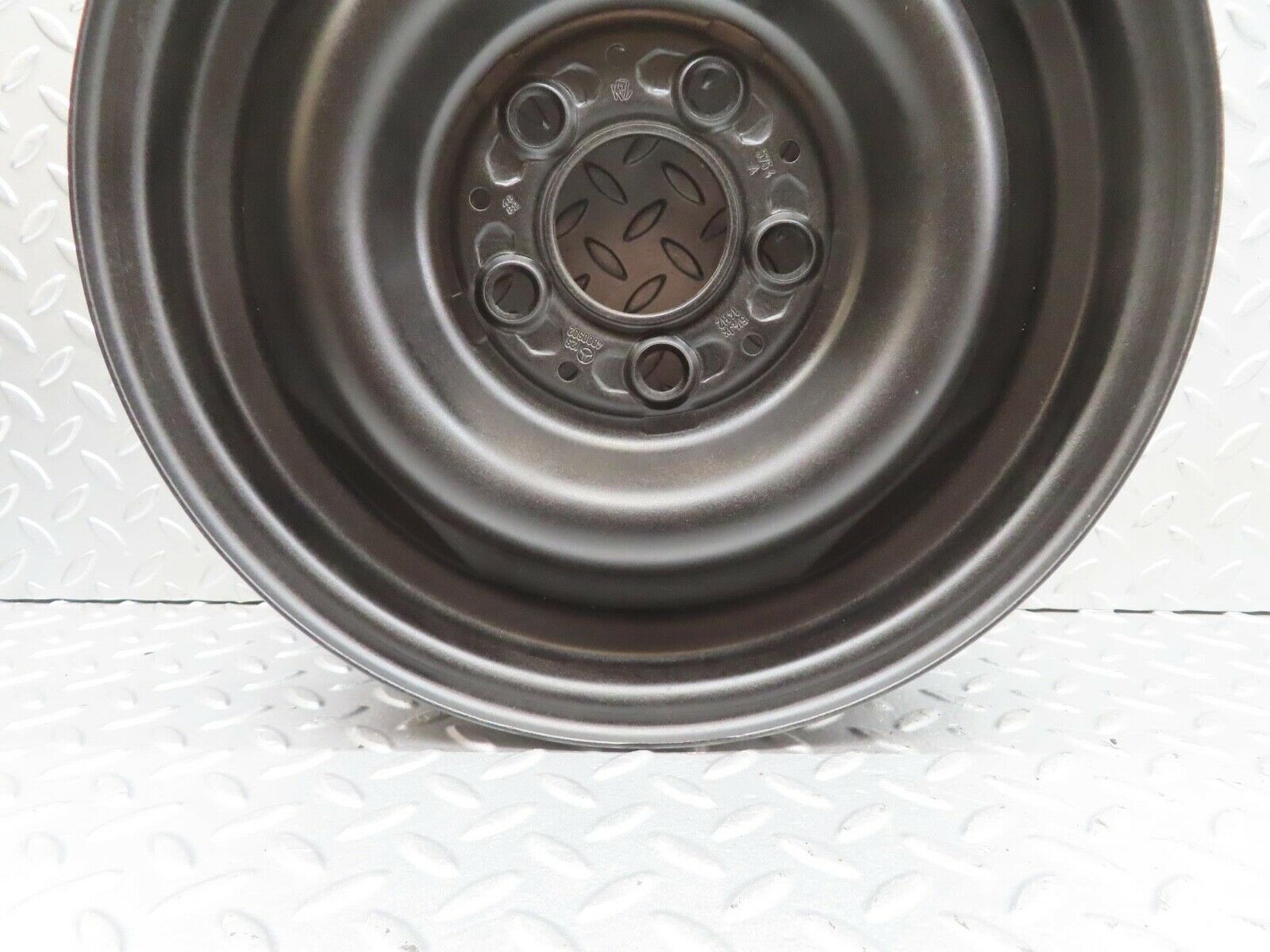 13235 Mercedes-Benz Steel Wheel 5.5Jx14H2 ET30 5x112 1234000302