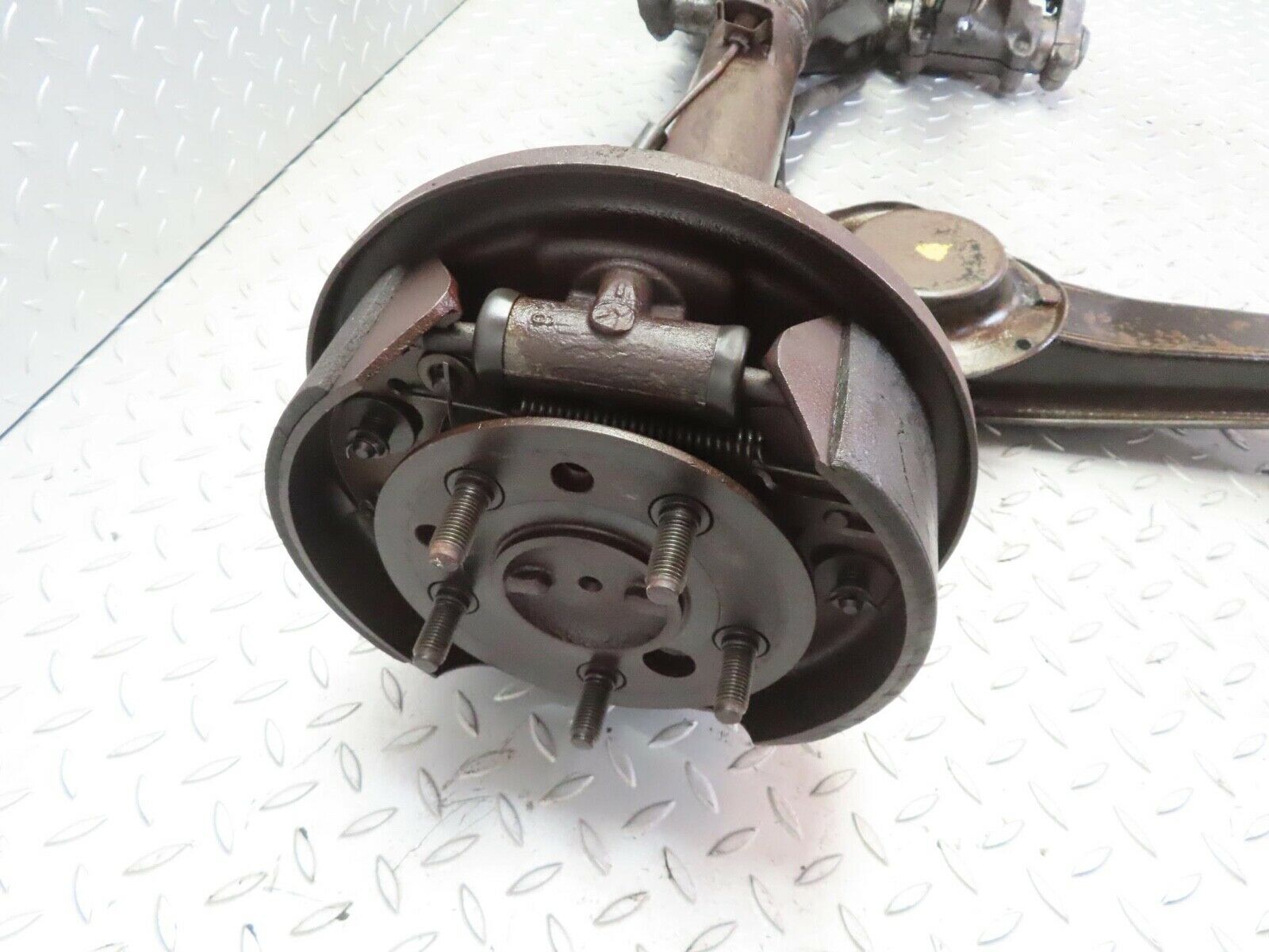 13271 Mercedes-Benz W111 220SE Complete Rear Axle With Differential Ratio 4.10