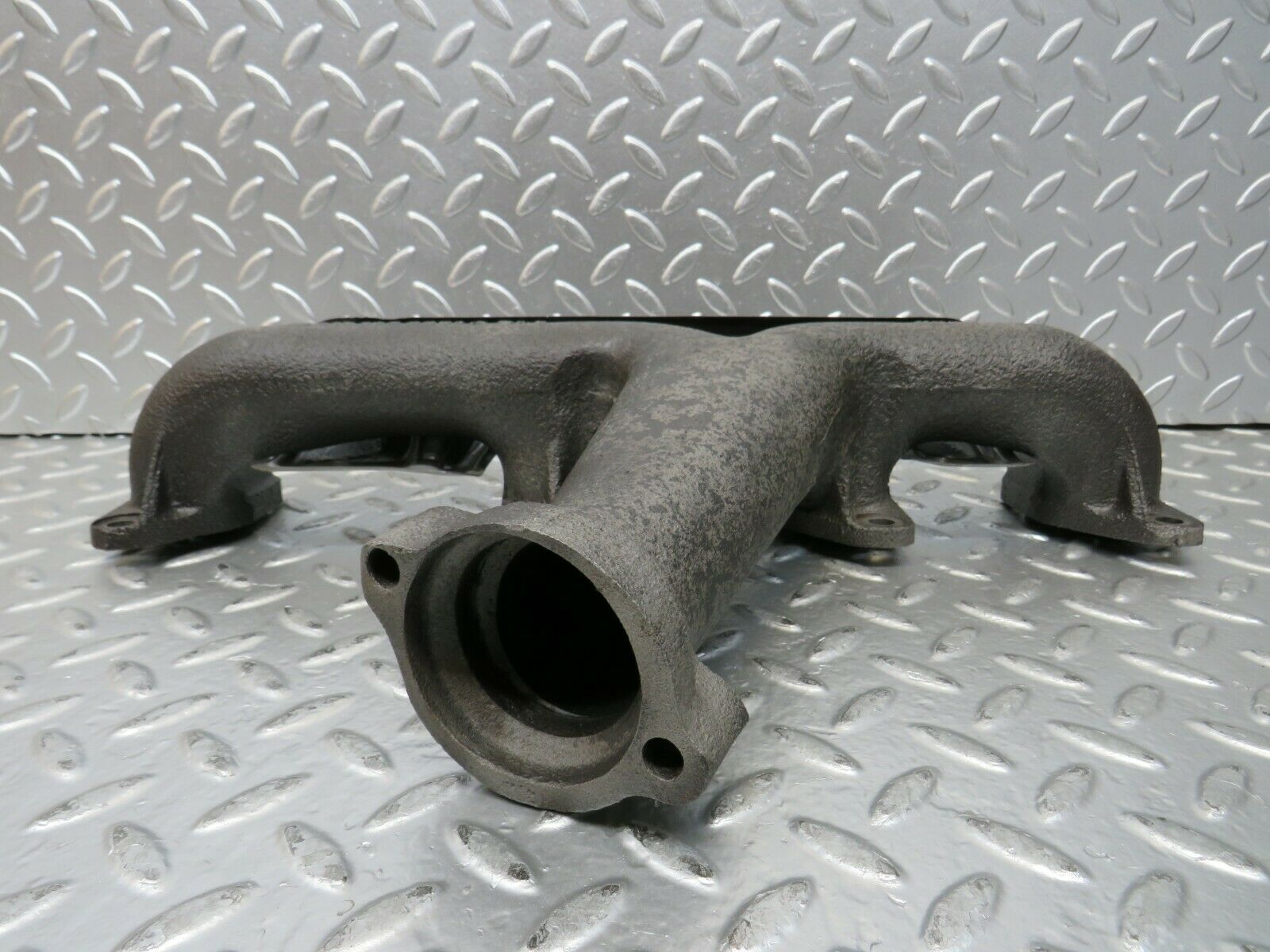 23403 Mercedes-Benz W116 350SE Exhaust Manifold Right Side 1161422201