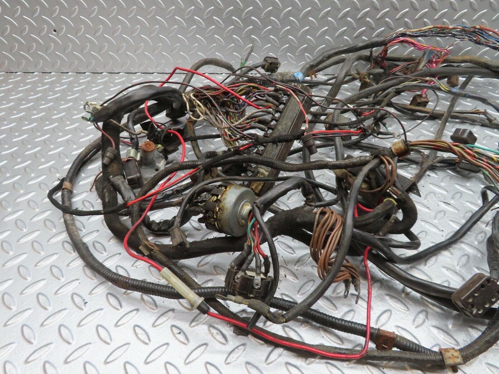 12995 Mercedes-Benz W111 220SE Engine Chassis Body Wire Wiring Harness