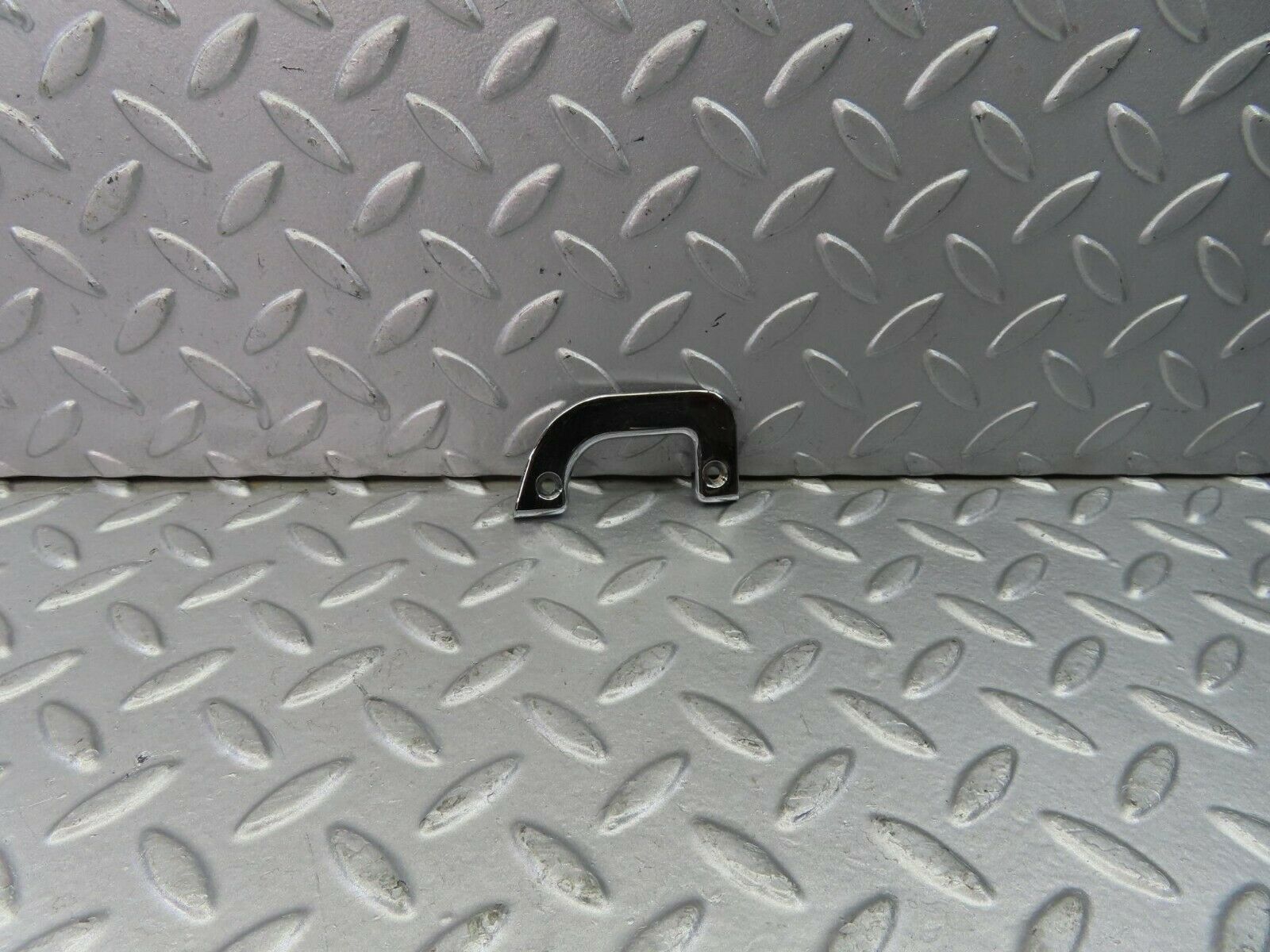 9070 Mercedes-Benz W115 Left Interior Chrome Door Latch Trim