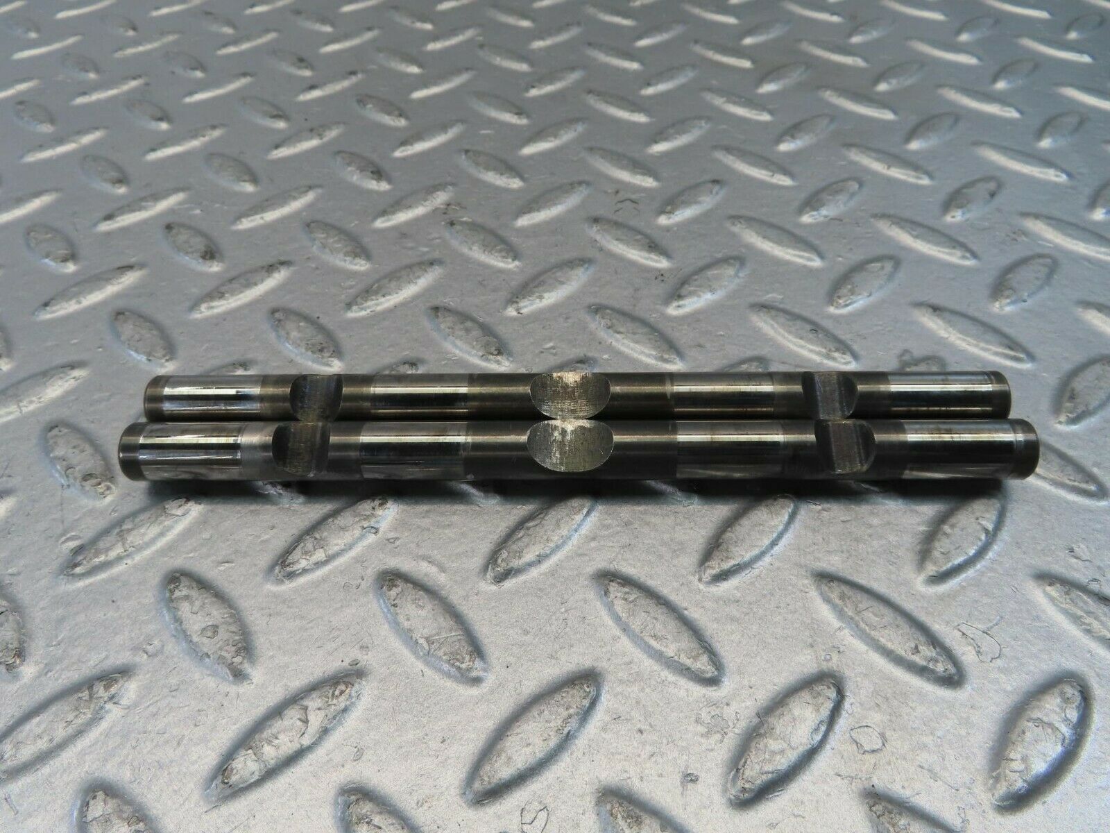 10967 Mercedes-Benz W115 220D Rocker Arm Shaft