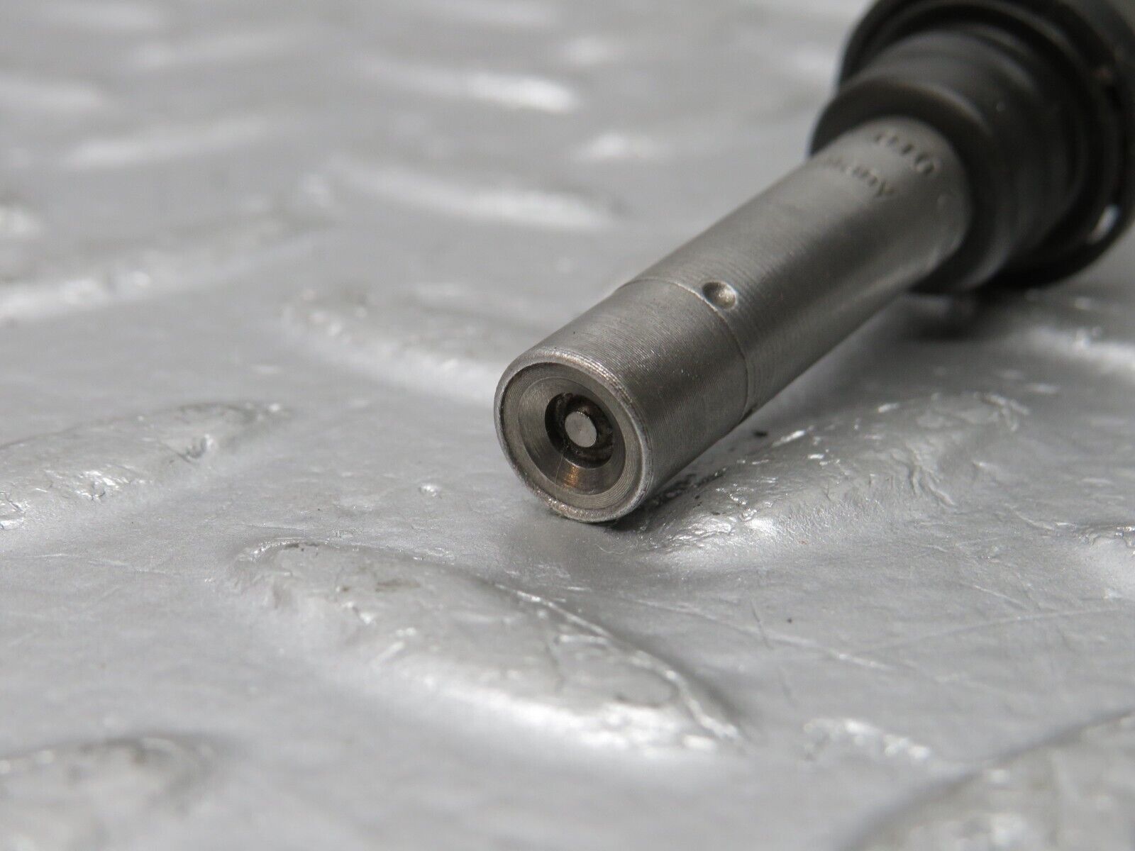 32703 Mercedes-Benz S124 300TE Wagon Fuel Injector Bosch 0437502010