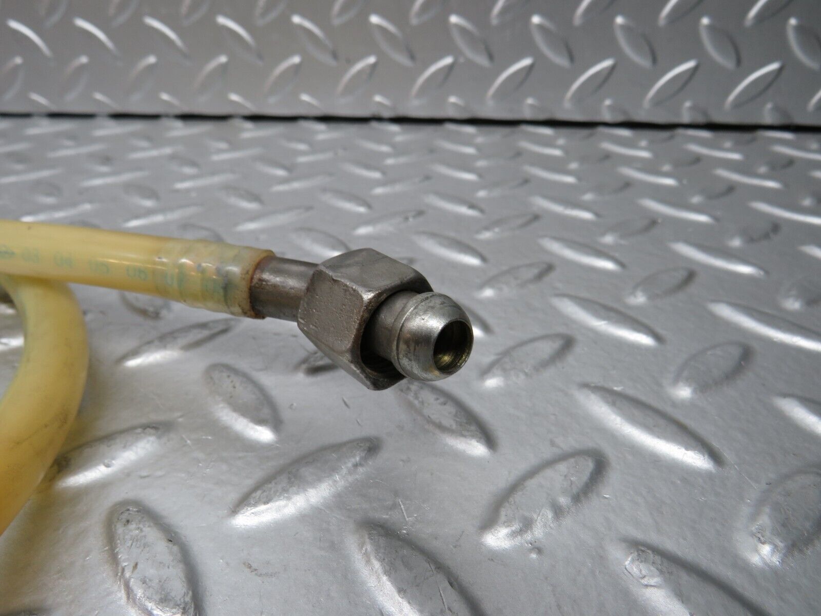 28856 Mercedes-Benz W123 230E Brake Servo Vacuum Pipe