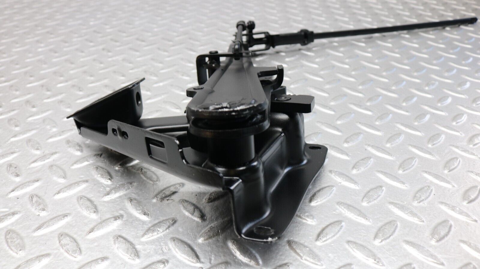 37219 Mercedes-Benz C126 420SEC Coupe Handbrake Regulator