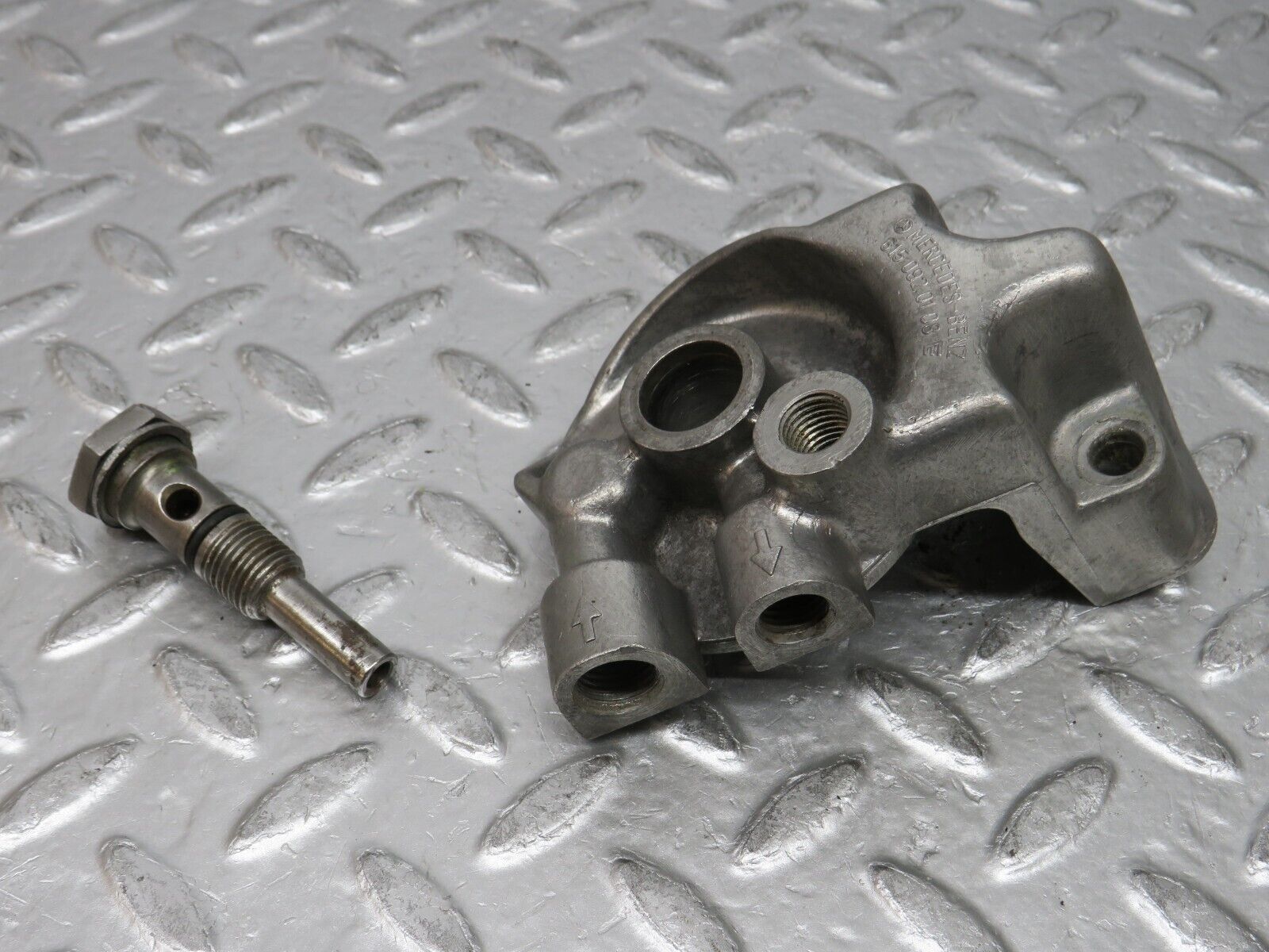 0063 Mercedes-Benz W116 350SE Fuel Filter Mount  6150920108