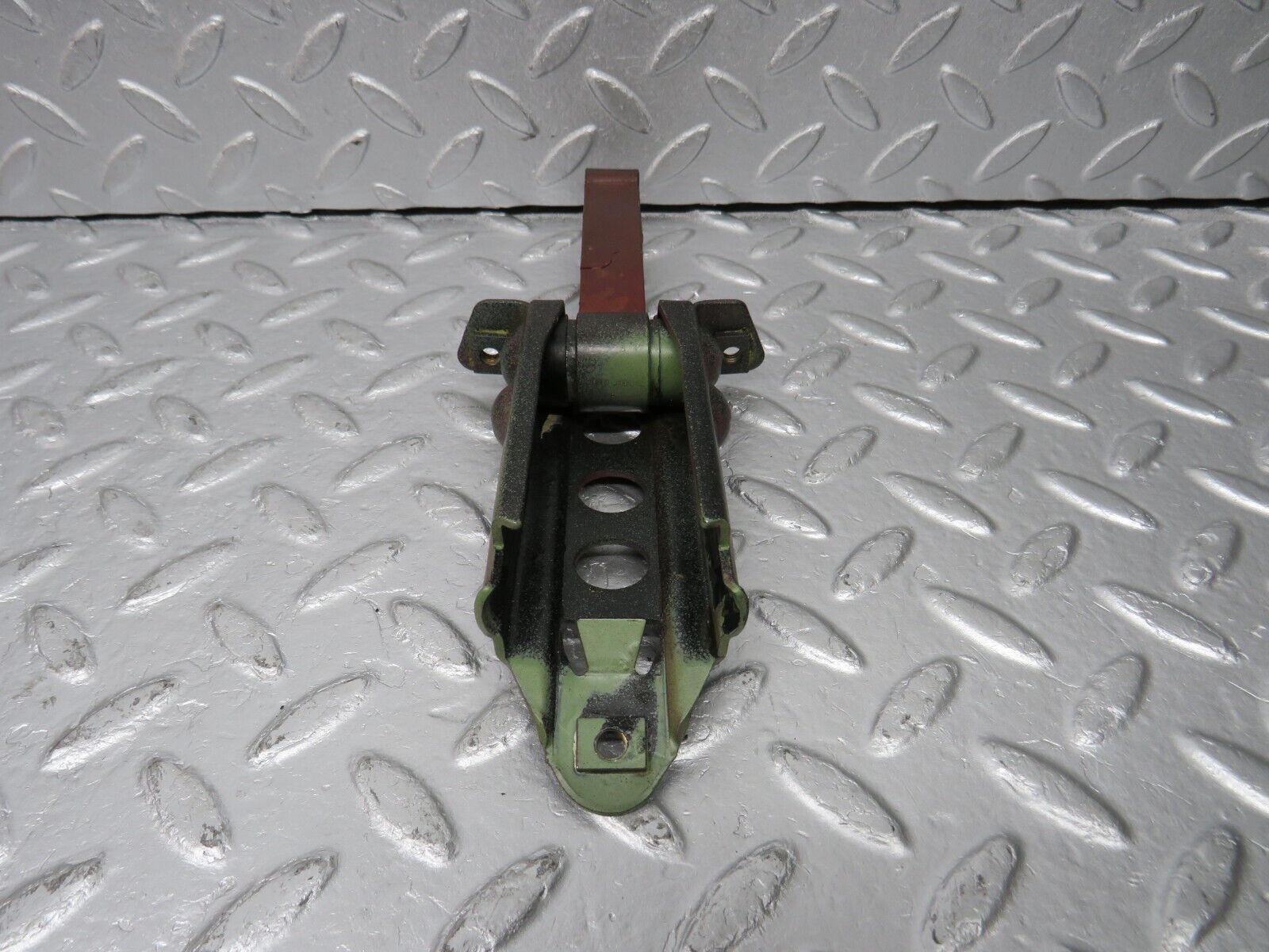 39563 Mercedes-Benz W123 300D Front Right Door Safety Check Strap